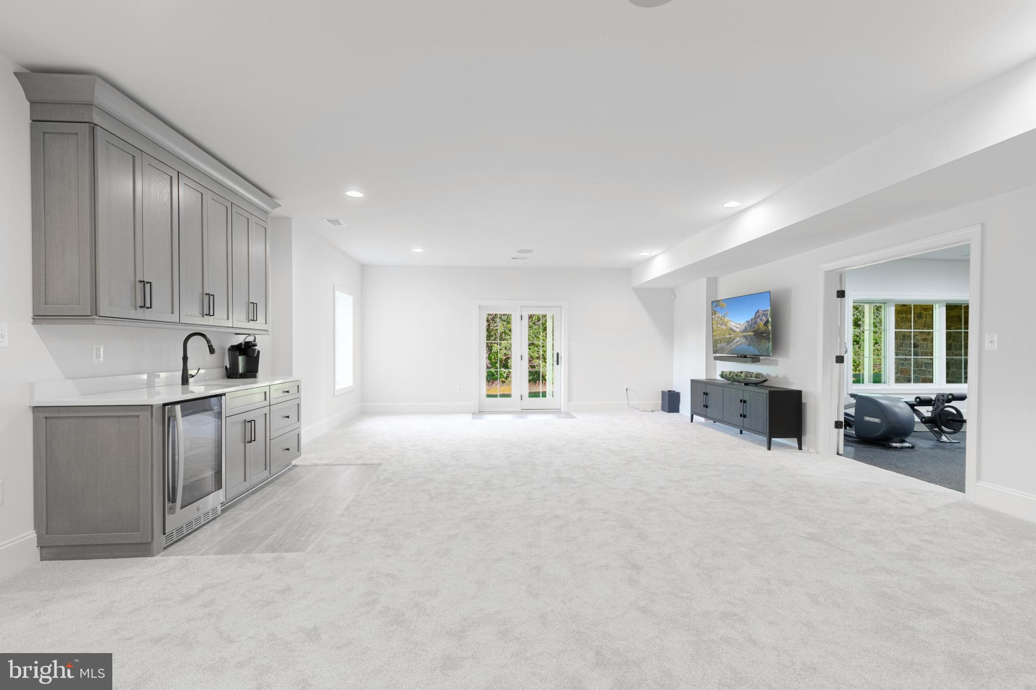 BANBURY CROSS RESERVE - Residential