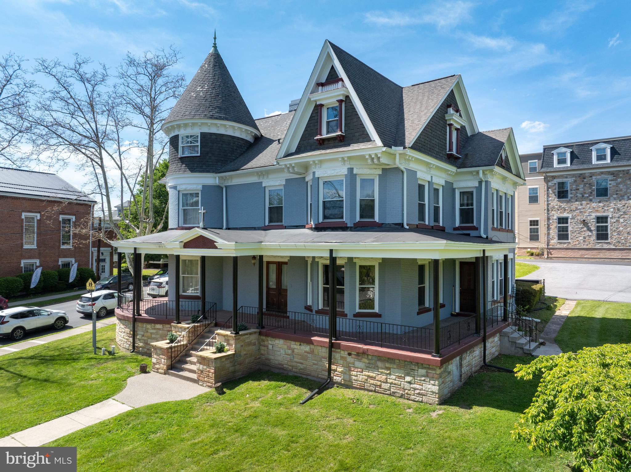501 WALNUT STREET