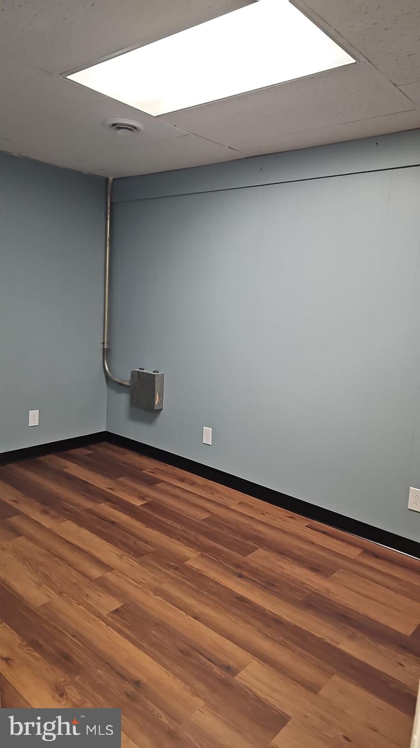 HAMPSTEAD - Commercial Lease