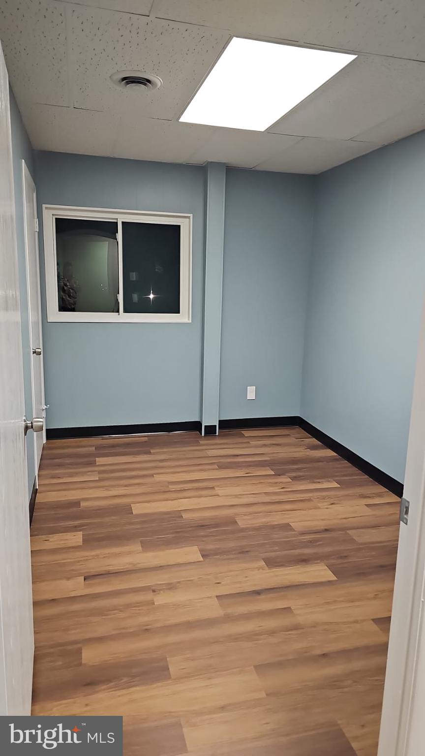 HAMPSTEAD - Commercial Lease