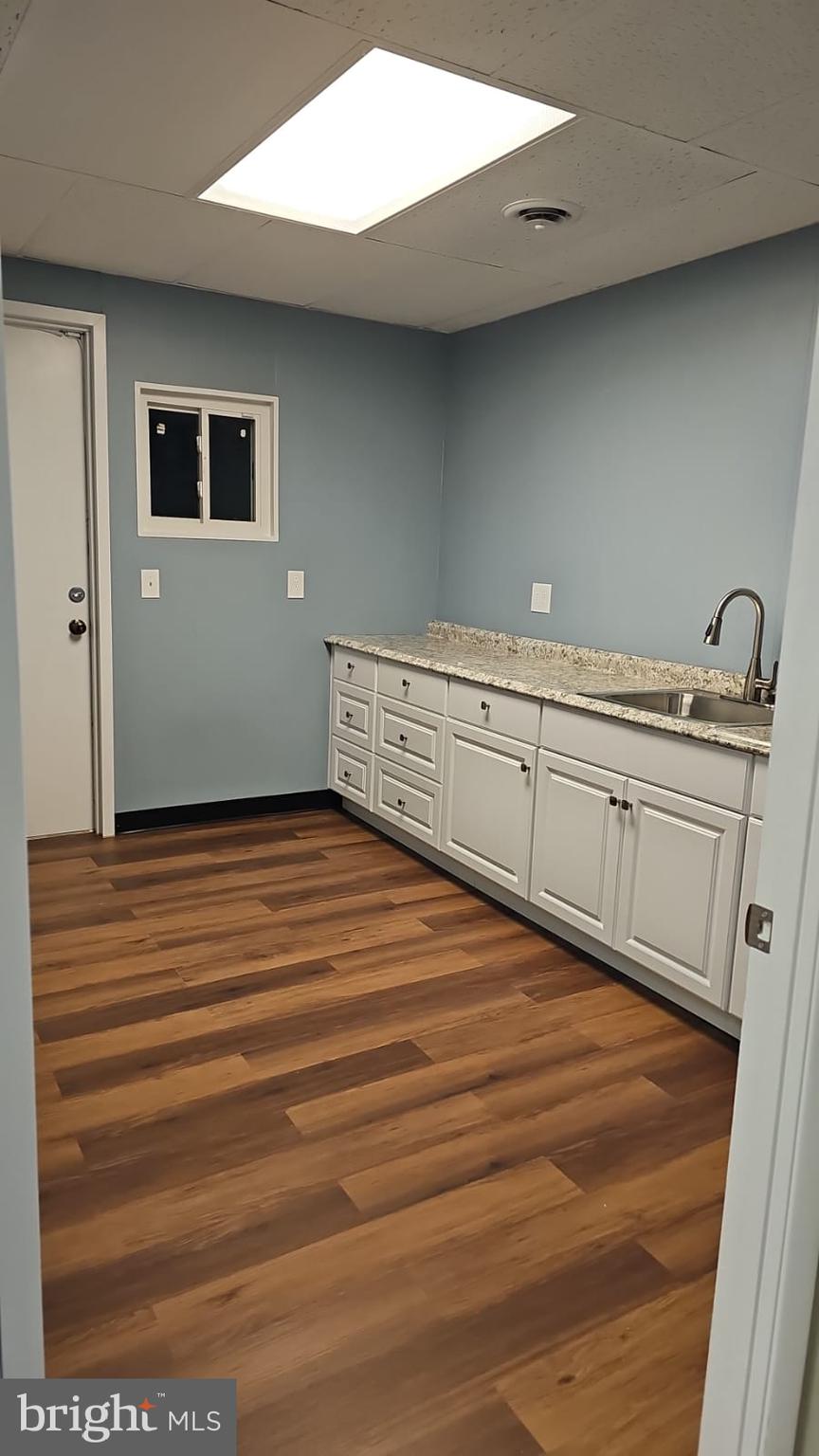 HAMPSTEAD - Commercial Lease