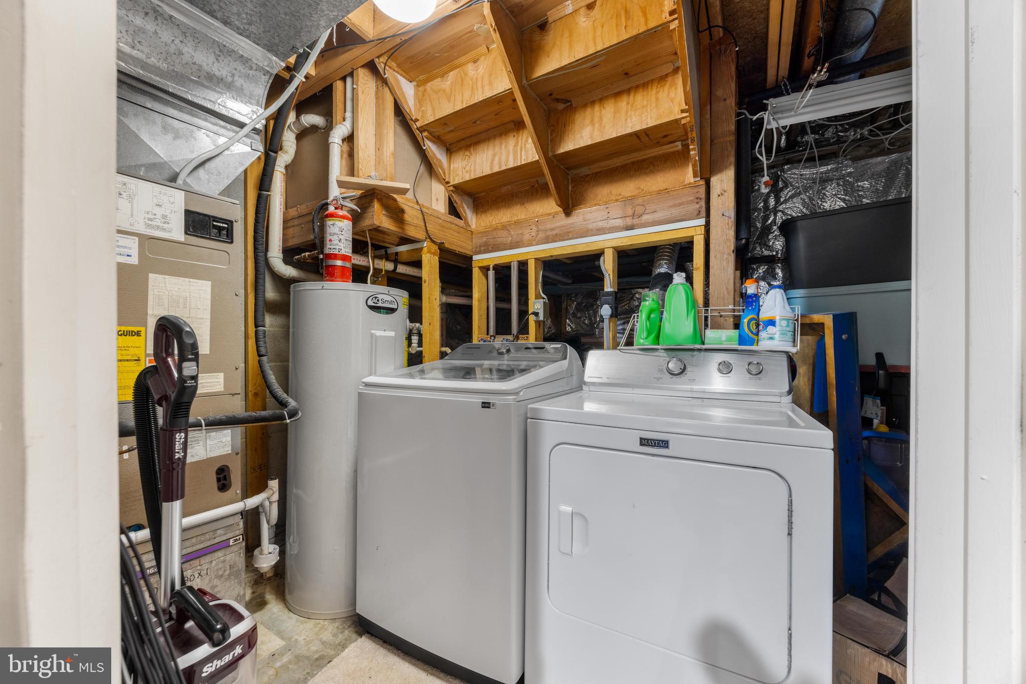 CHESTNUT HILL COVE - Residential