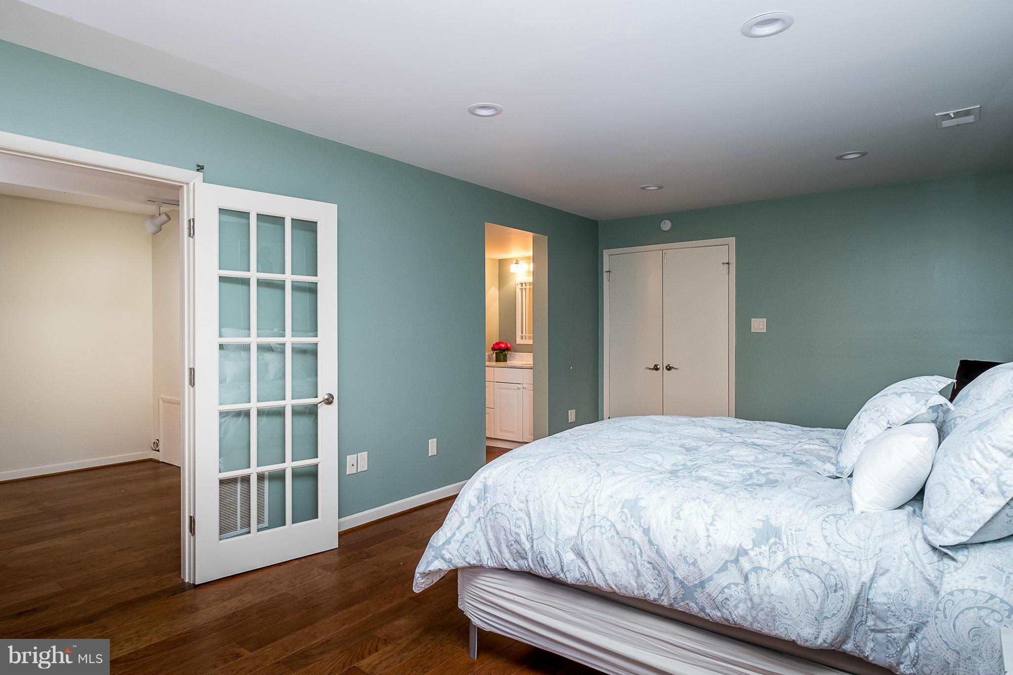 SCARBOROUGH - Residential