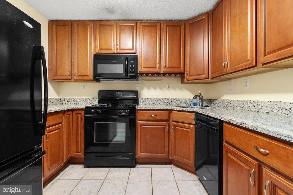 THE CARLTON - Residential Lease