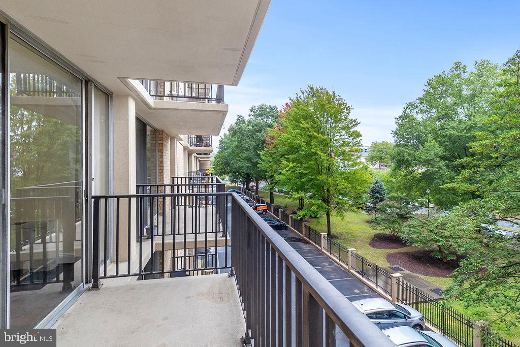 THE CARLTON - Residential Lease