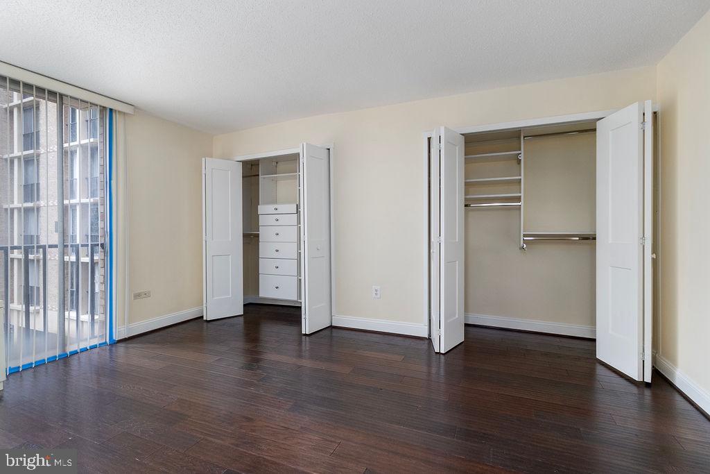 THE CARLTON - Residential Lease