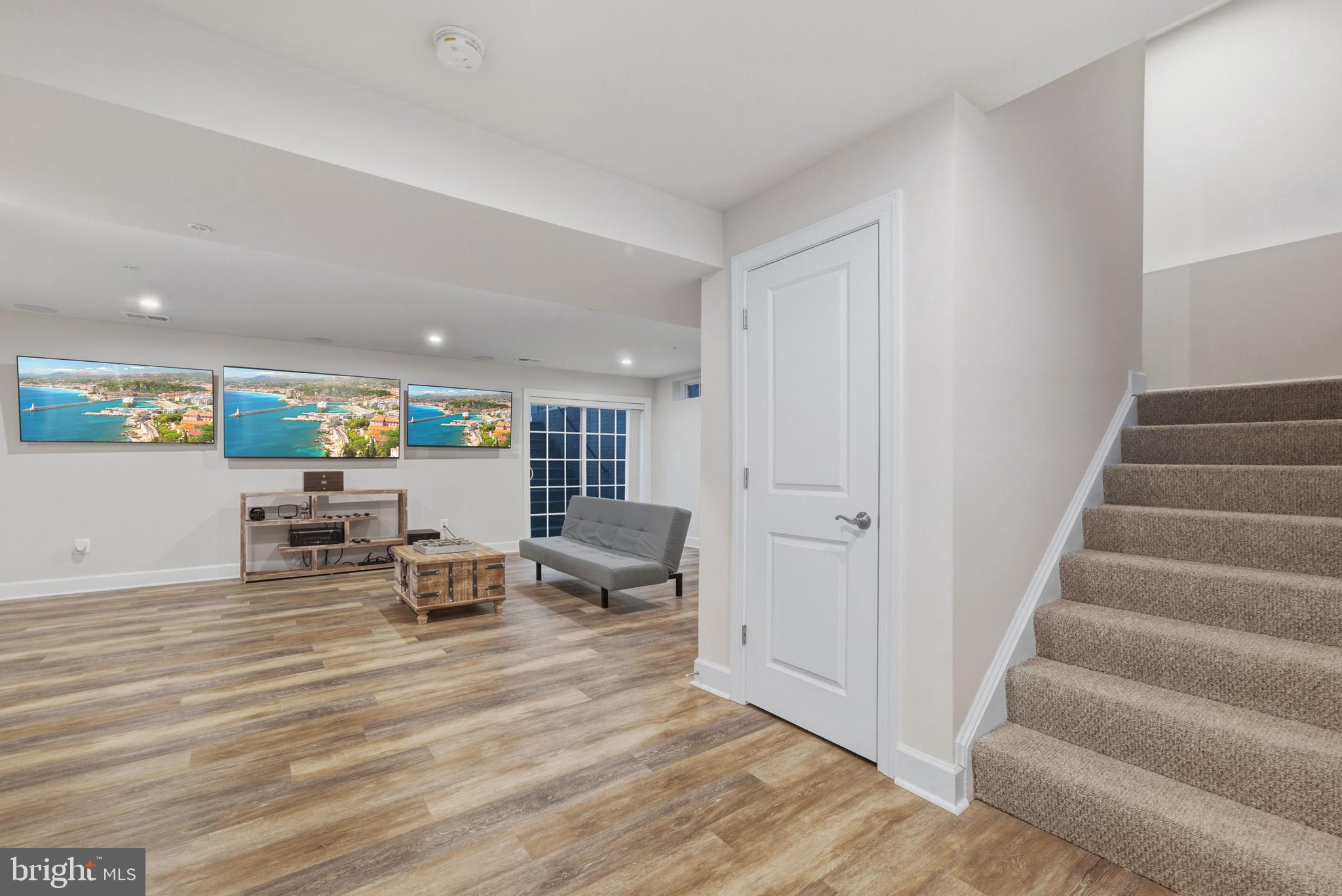 BENSVILLE CROSSING - Residential