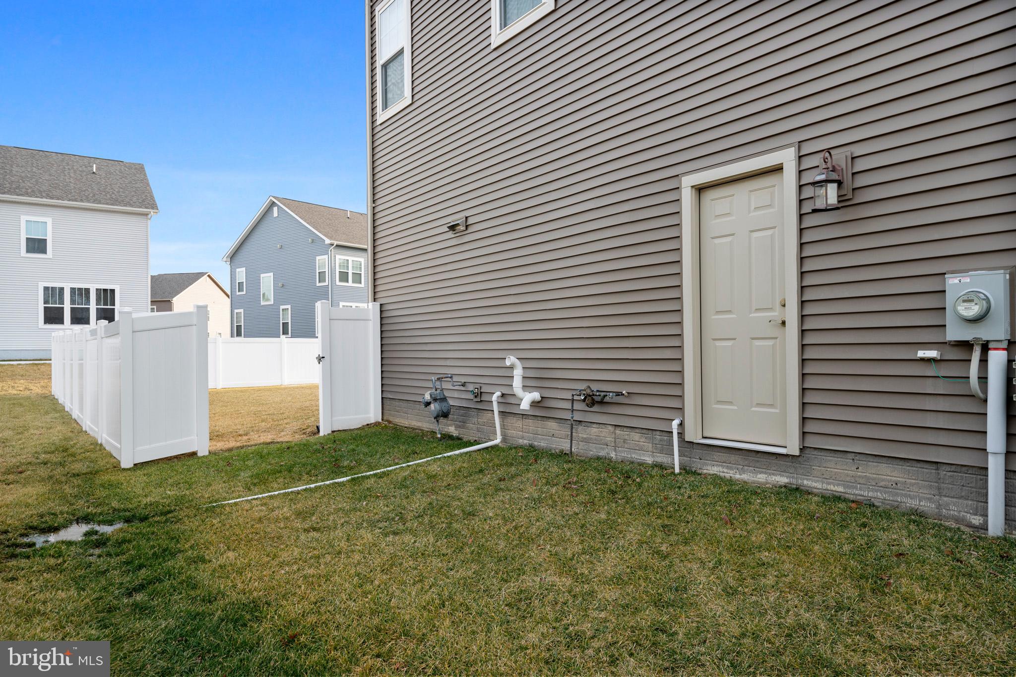 BENSVILLE CROSSING - Residential