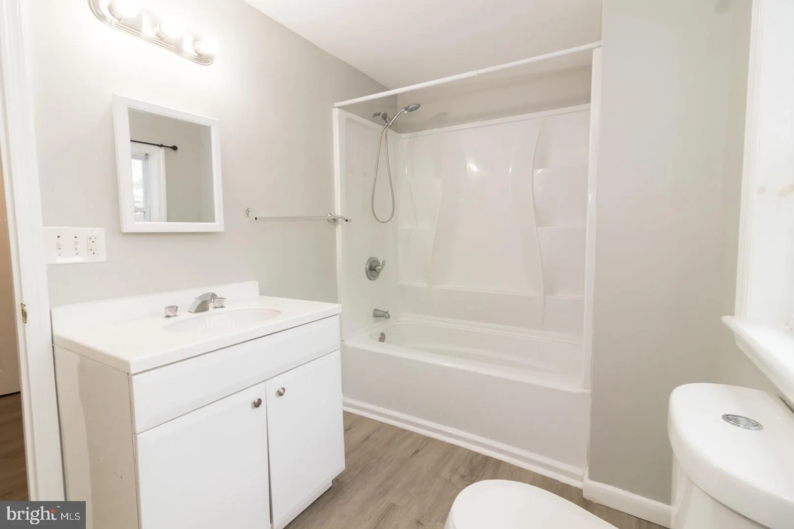 Oaklyn, New Jersey 08107, United States, 4 Bedrooms Bedrooms, ,Residential,Coming Soon,248688