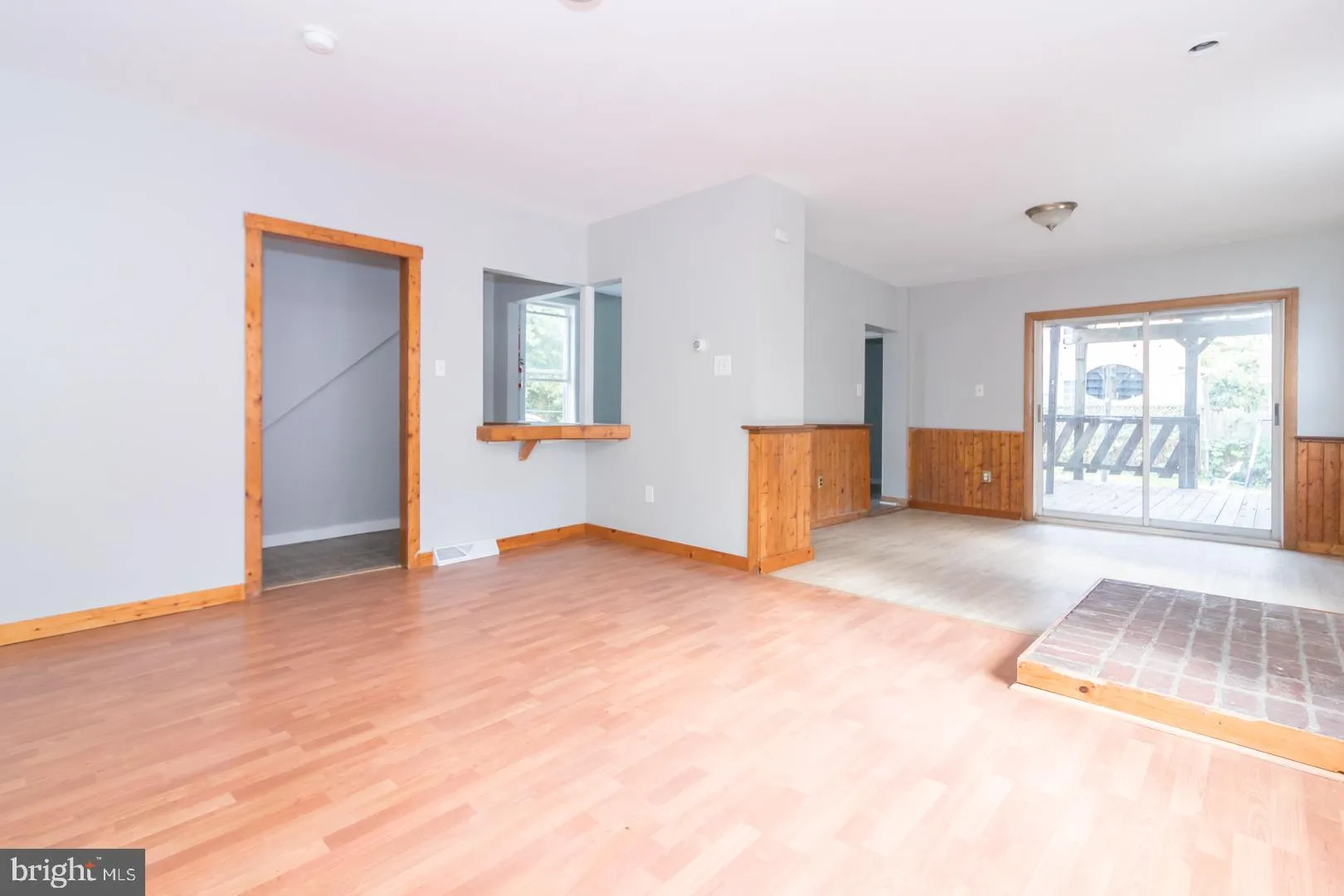 Oaklyn, New Jersey 08107, United States, 4 Bedrooms Bedrooms, ,Residential,Coming Soon,248688