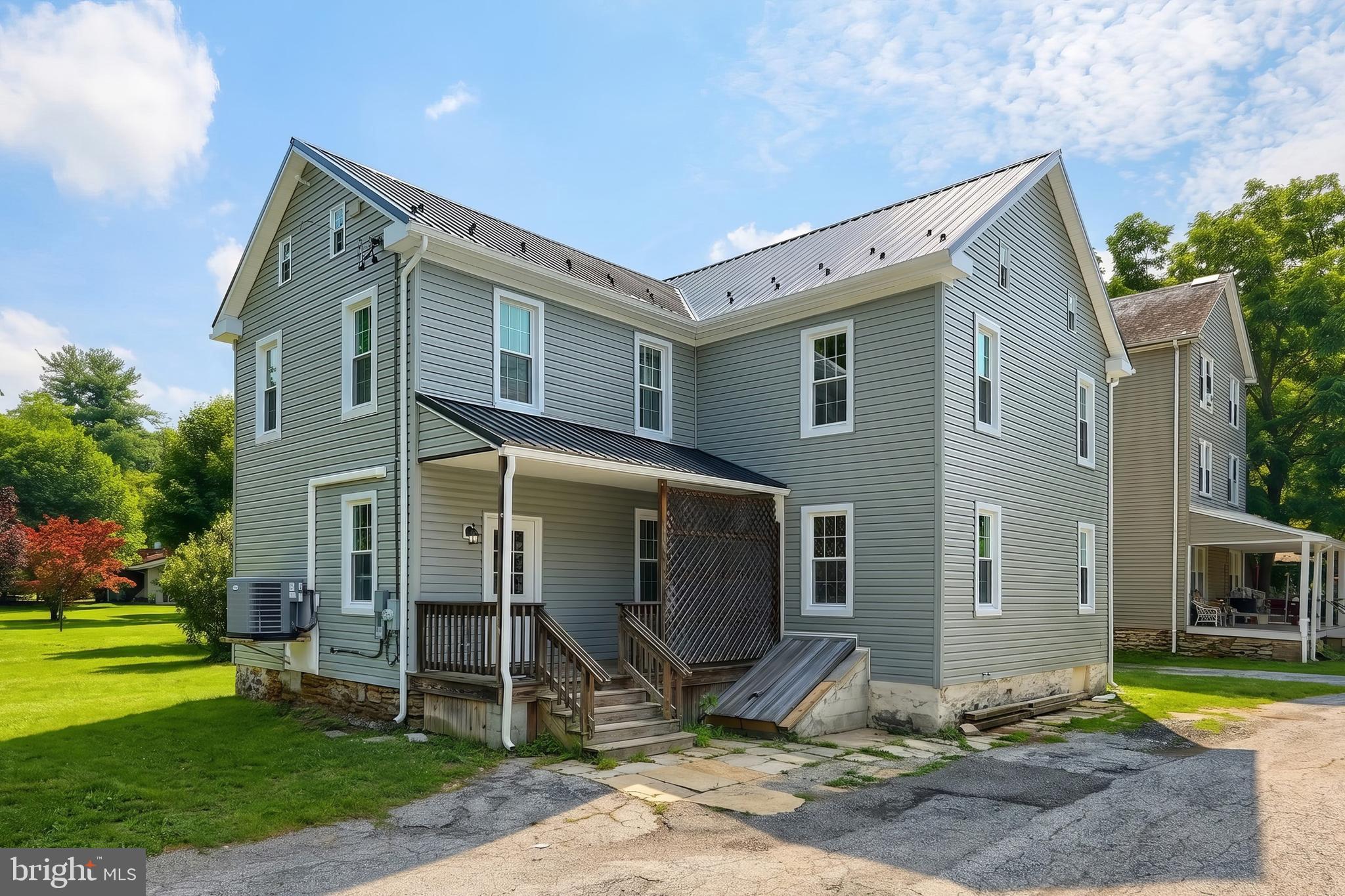 13 MAUL AVENUE