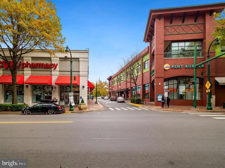 ROCK CREEK VILLAGE - Residential