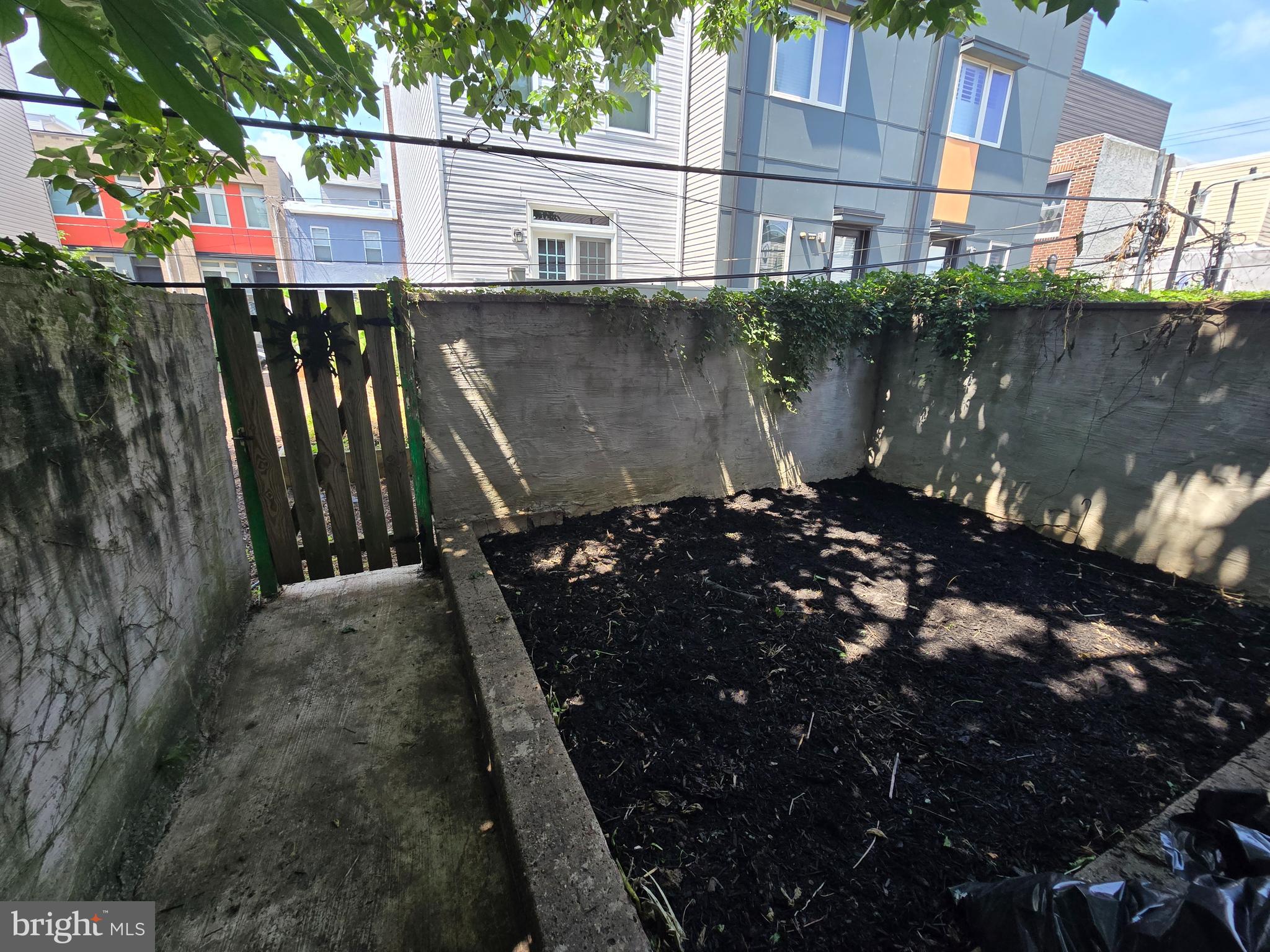 PHILADELPHIA (SOUTH) - Residential