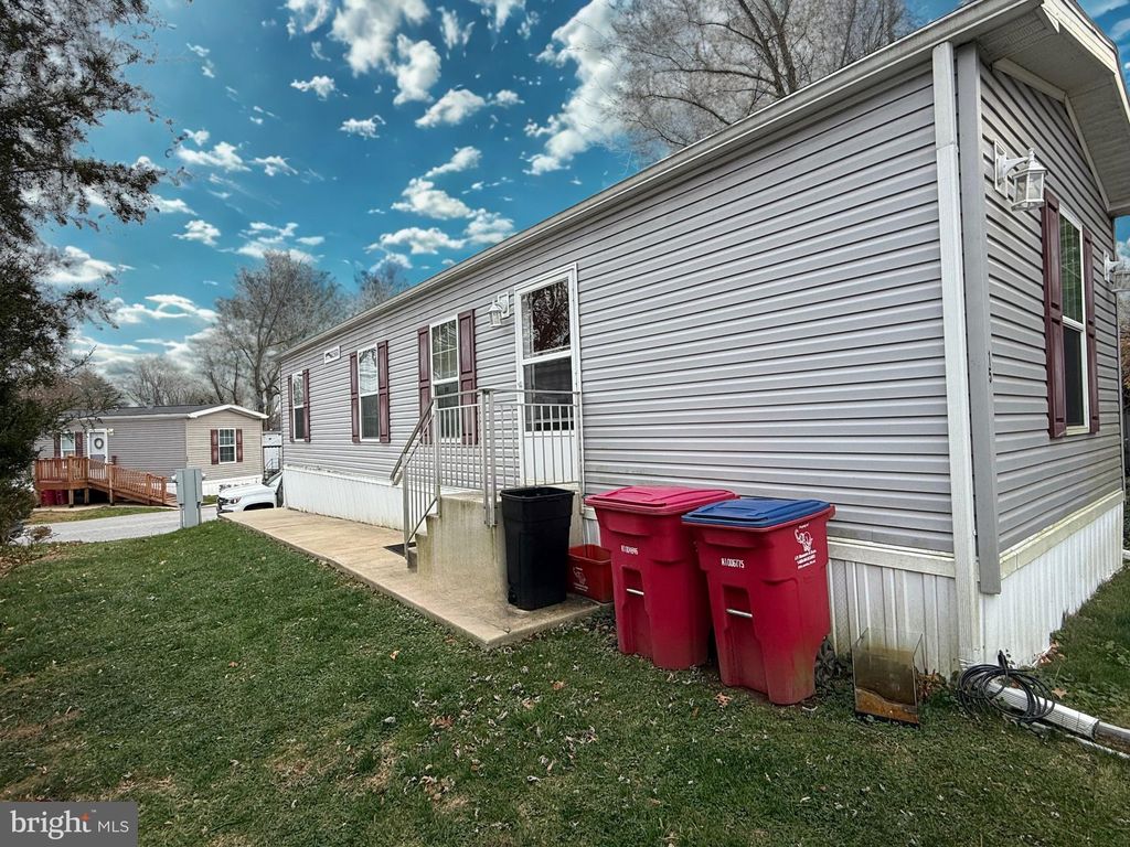 Photo of 15 Mockingbird Lane, PHOENIXVILLE, PA 19460 (MLS # PACT2113966)
