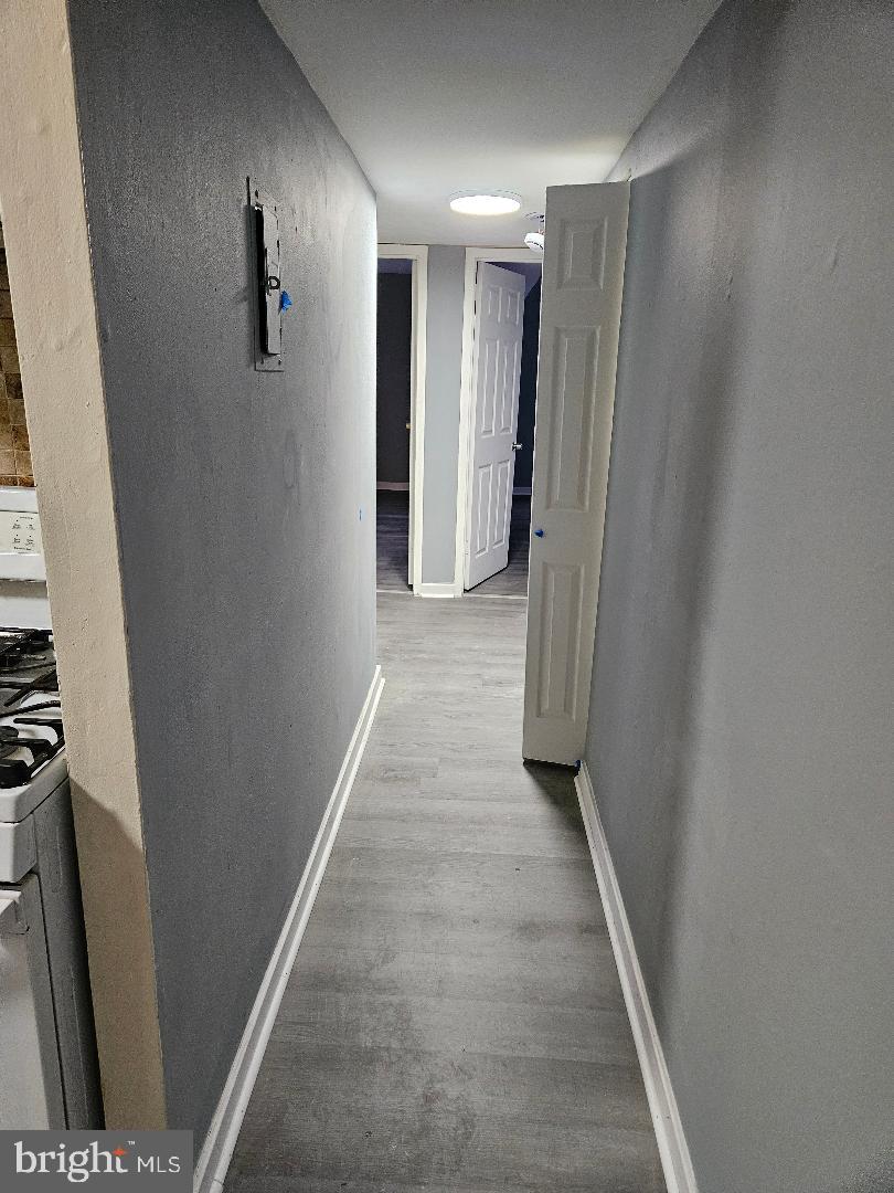 CHELSEA WOODS COURTS - Residential Lease