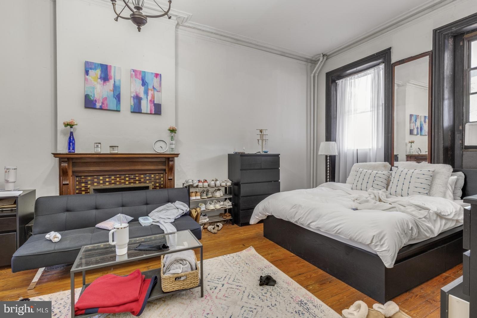 UNIVERSITY CITY - Residential Lease