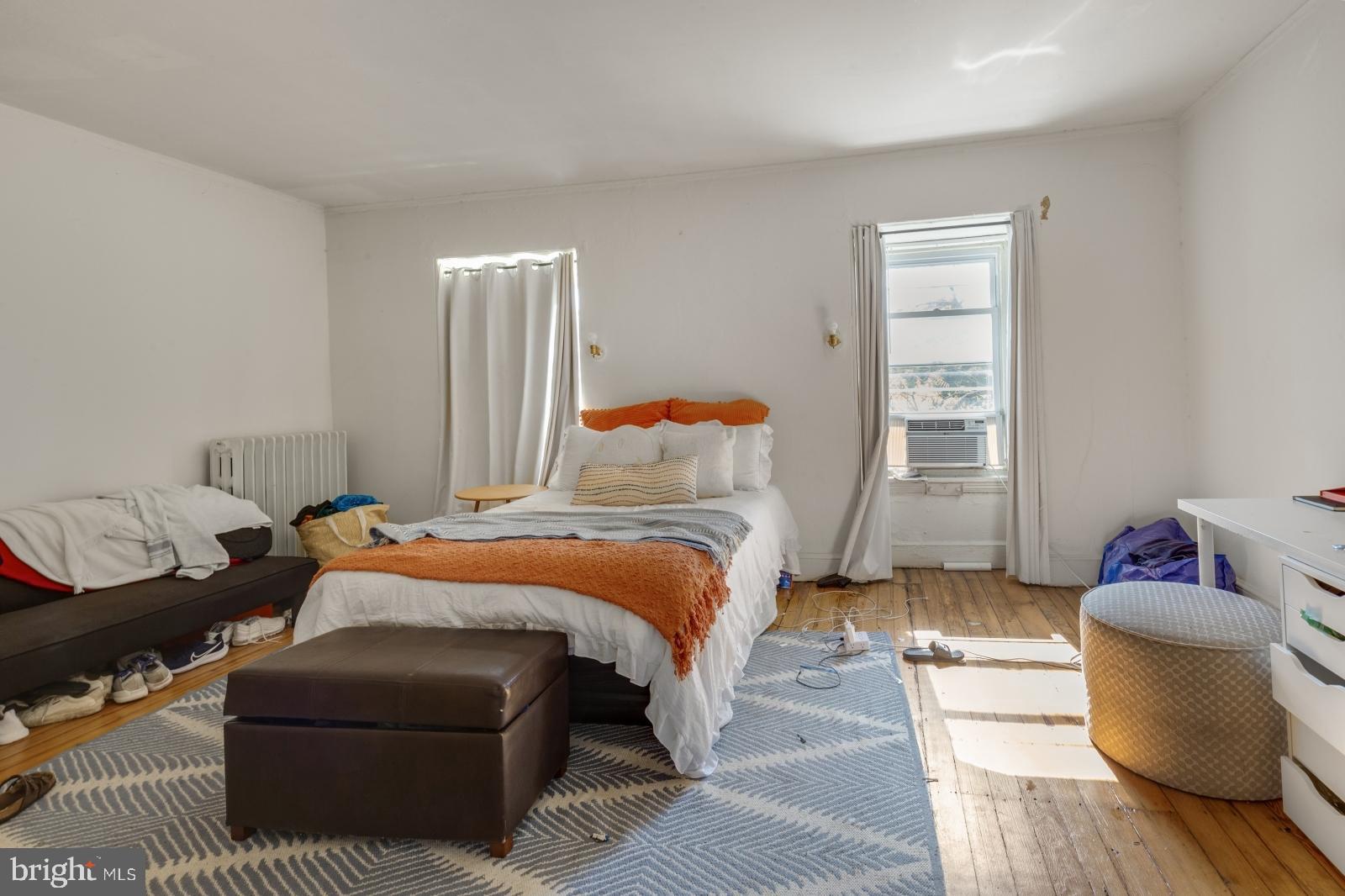 UNIVERSITY CITY - Residential Lease