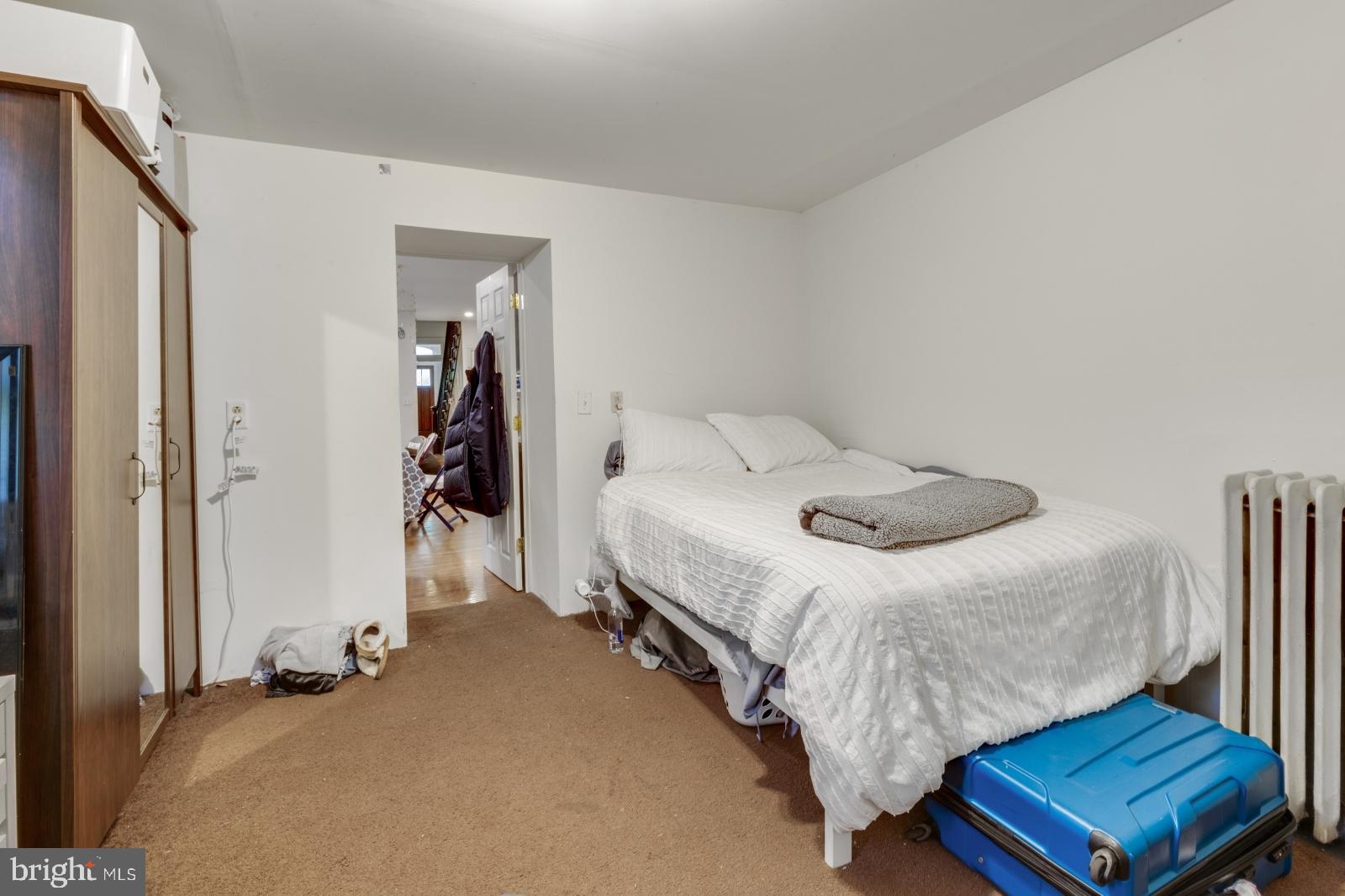 UNIVERSITY CITY - Residential Lease