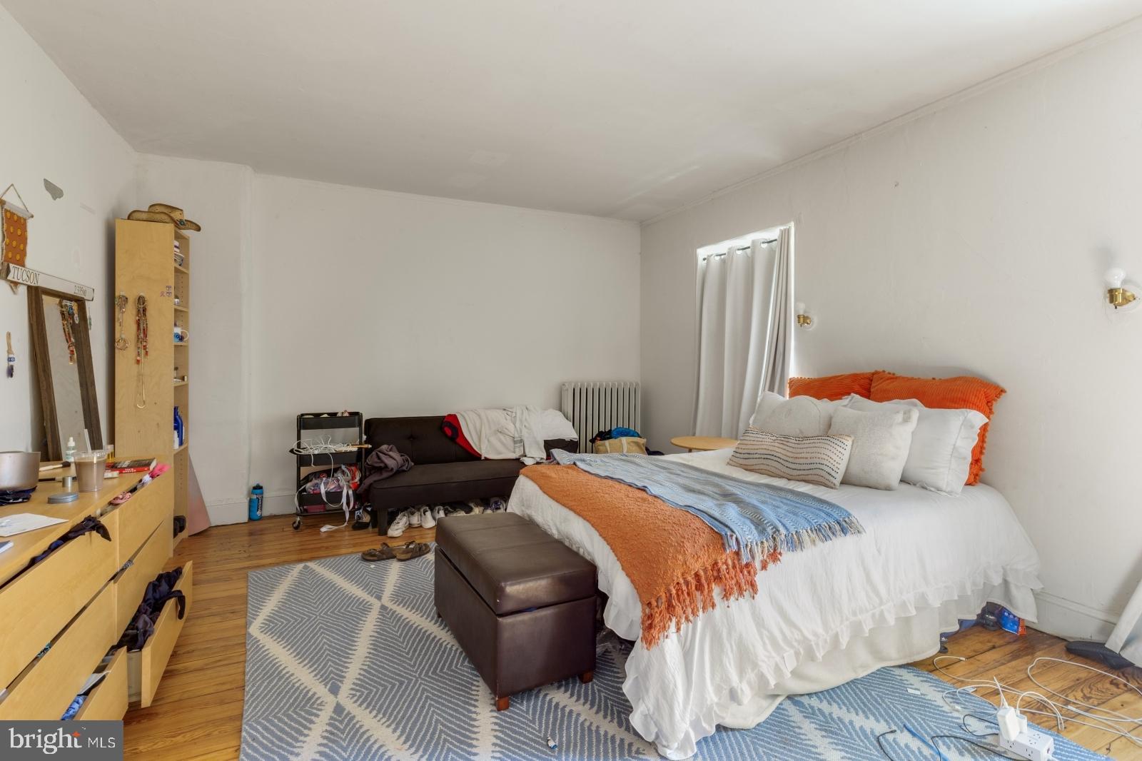 UNIVERSITY CITY - Residential Lease