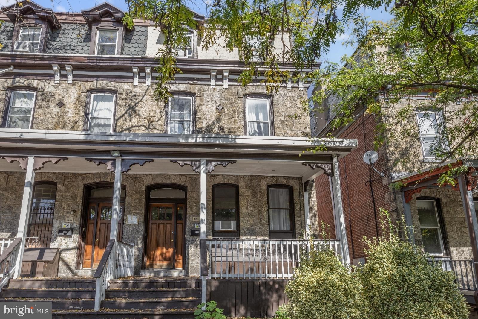 UNIVERSITY CITY - Residential Lease