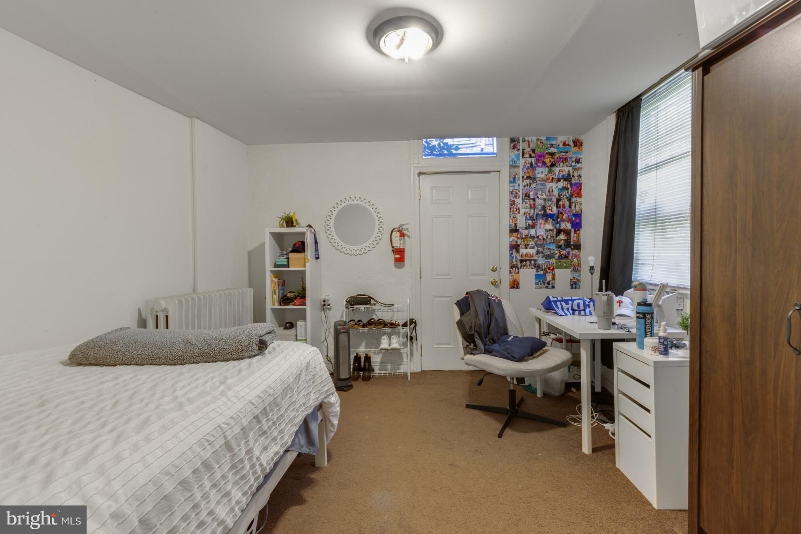 UNIVERSITY CITY - Residential Lease