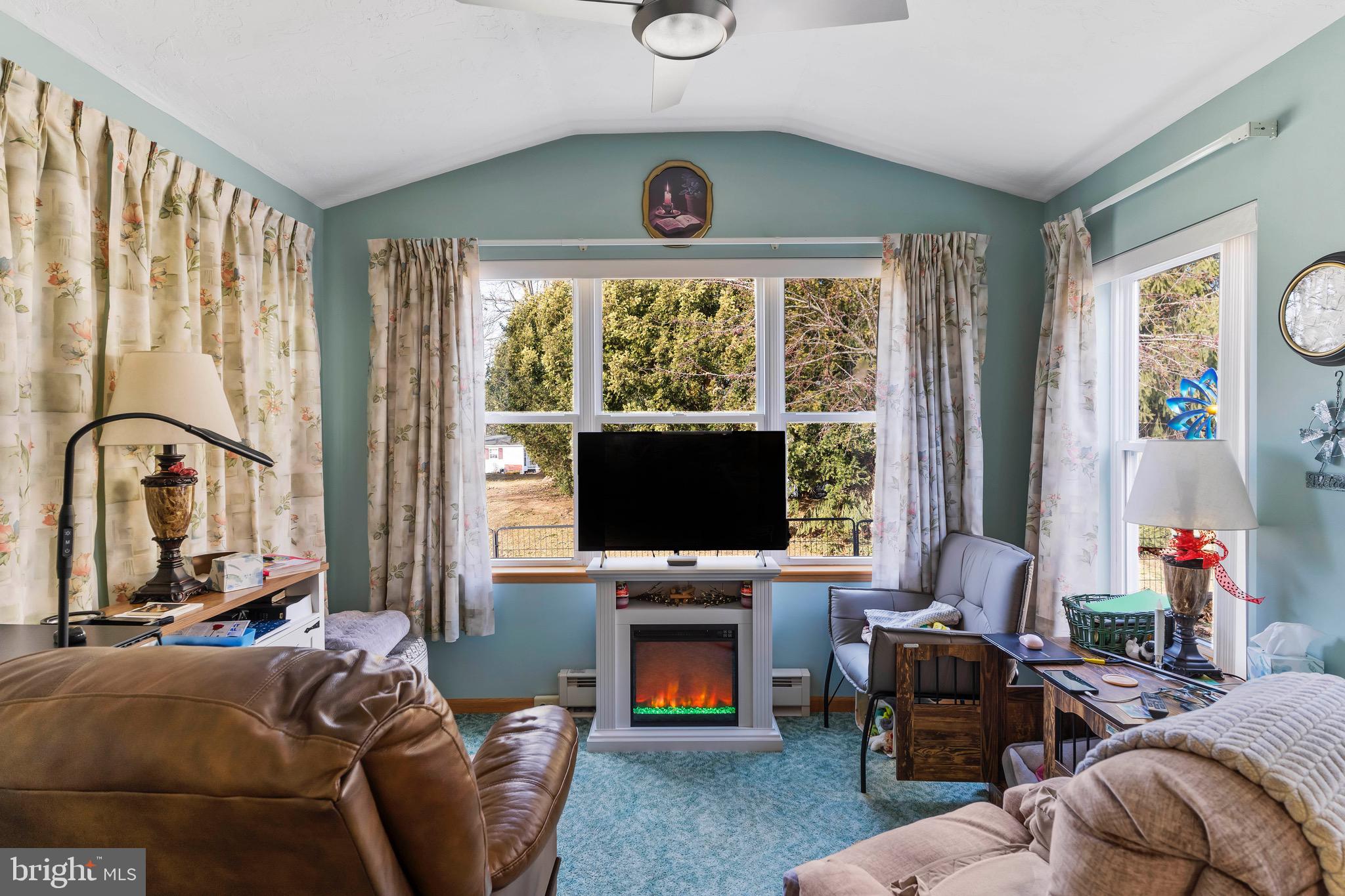 PINE RUN - Residential