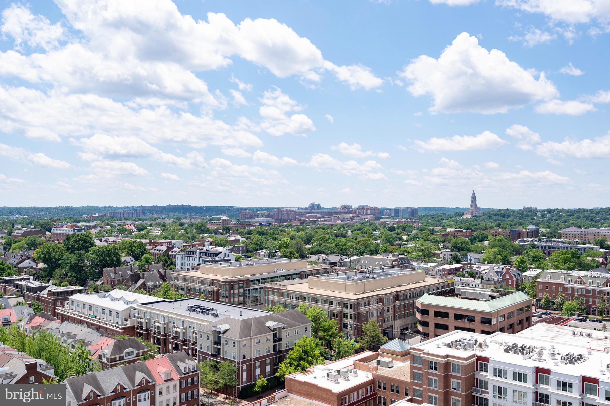 PORT ROYAL CONDOMINIUM - Residential