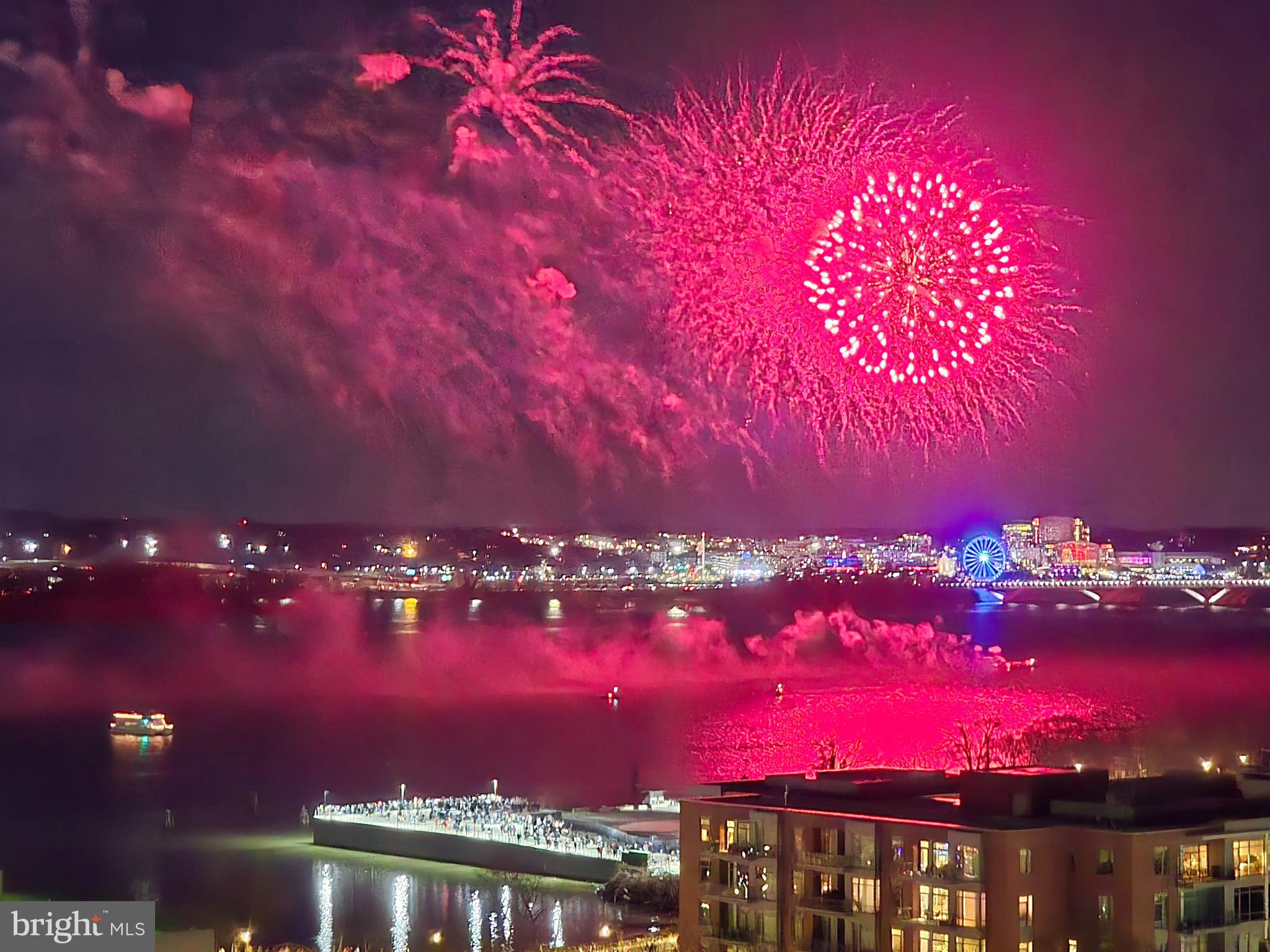 PORT ROYAL CONDOMINIUM - Residential