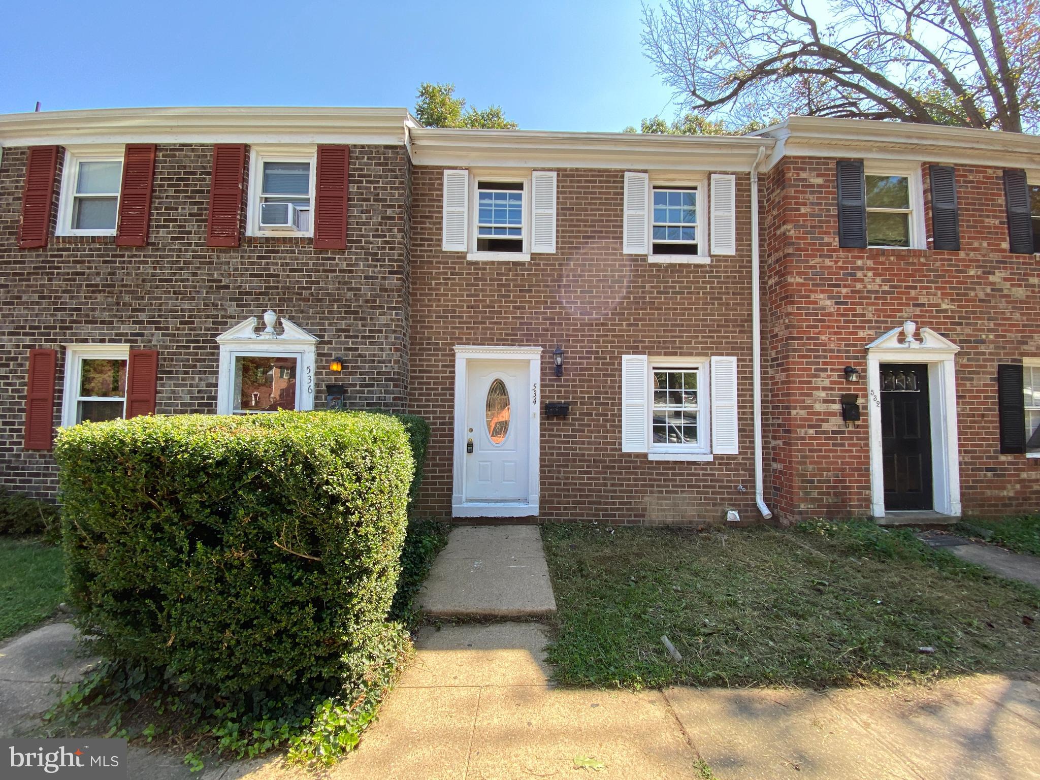 OLDE GREENWICH - Residential Lease