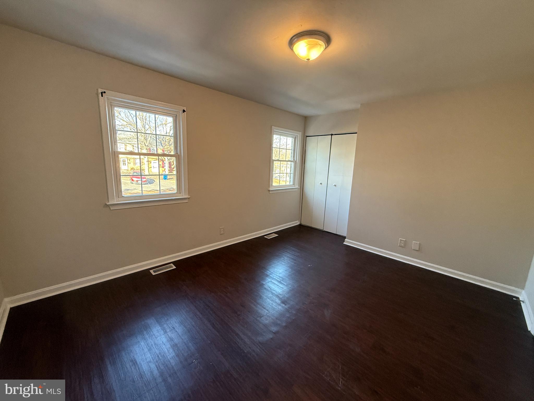 OLDE GREENWICH - Residential Lease