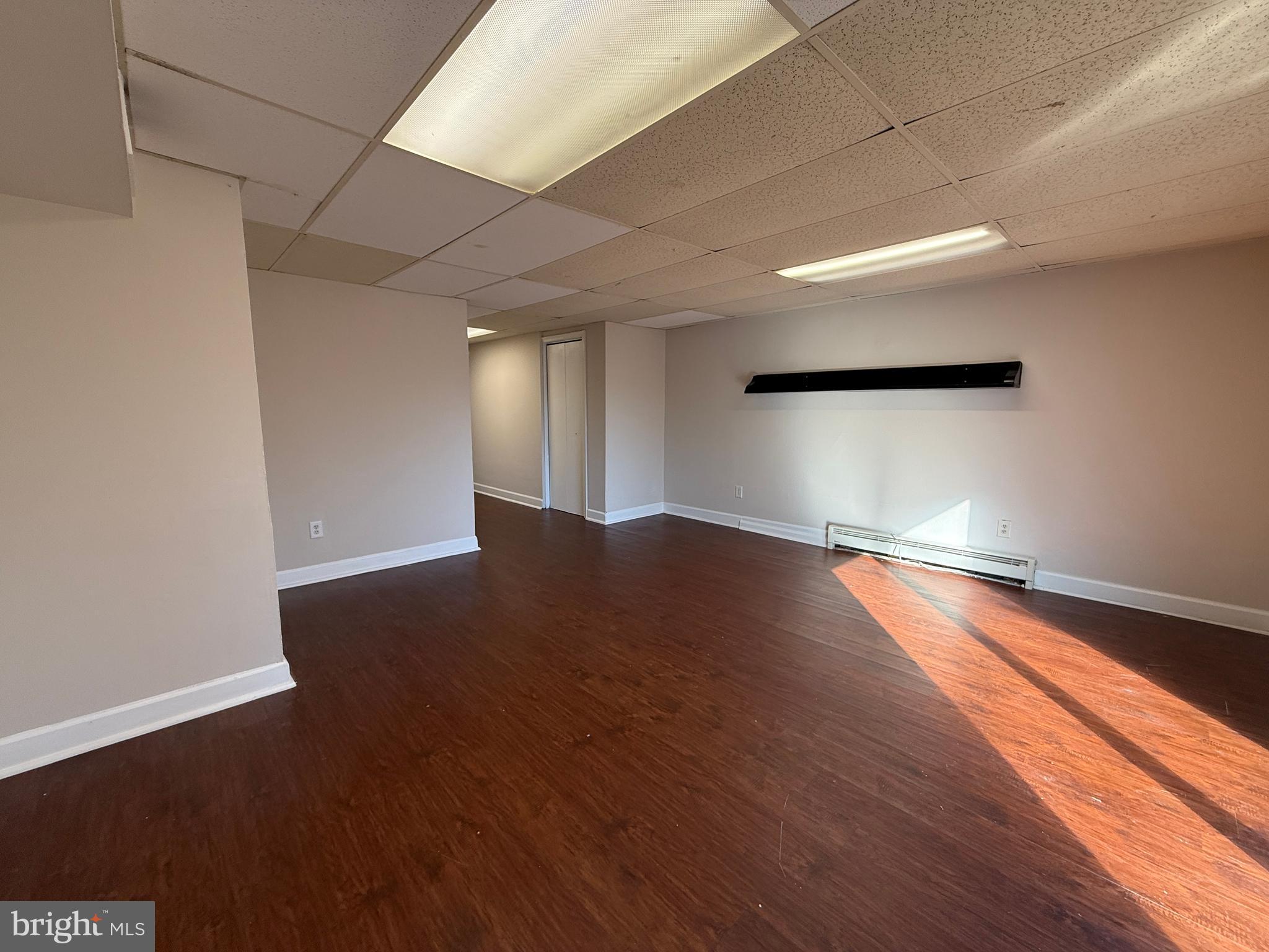 OLDE GREENWICH - Residential Lease