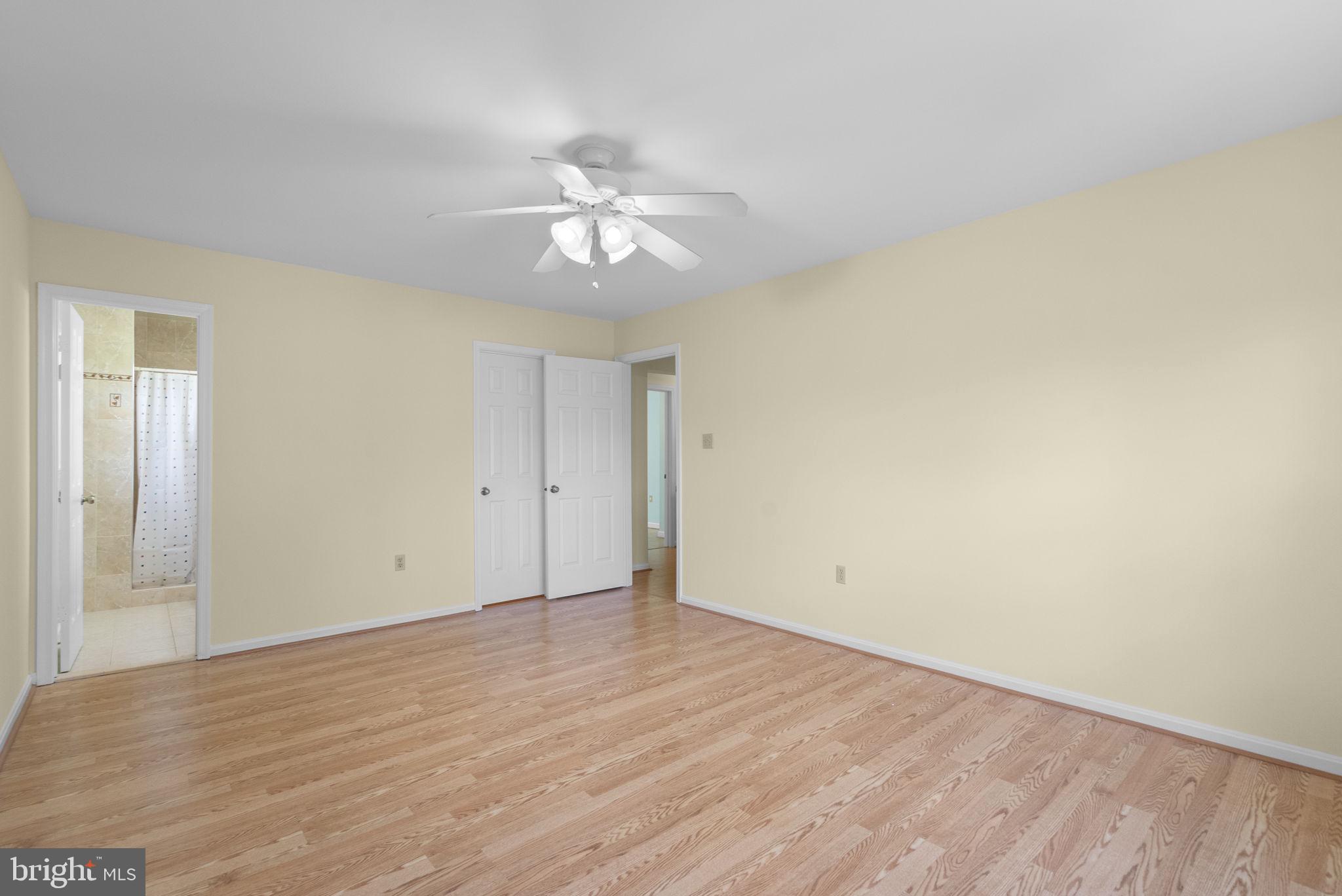 WASHINGTONIAN VILLAGE - Residential