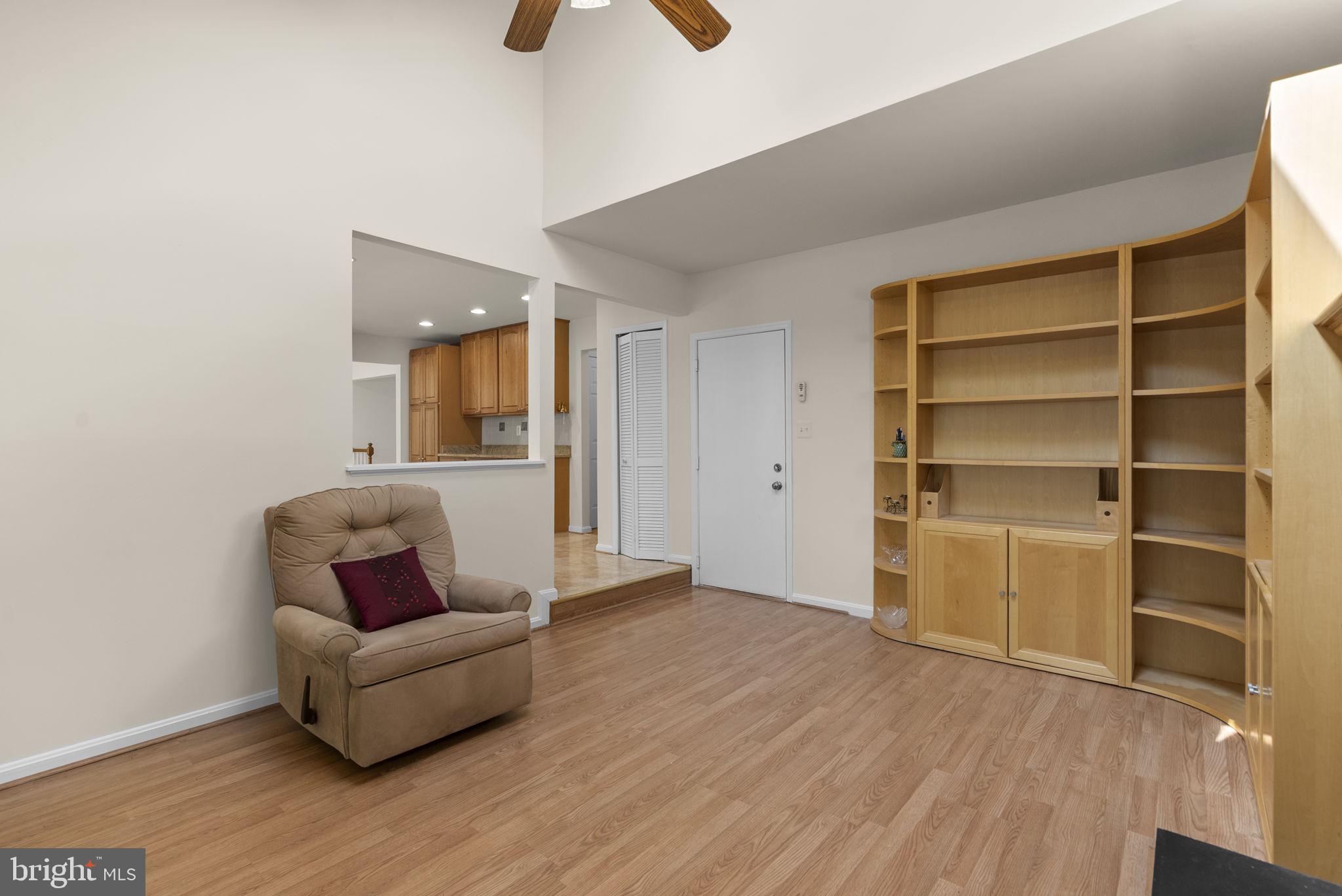 WASHINGTONIAN VILLAGE - Residential