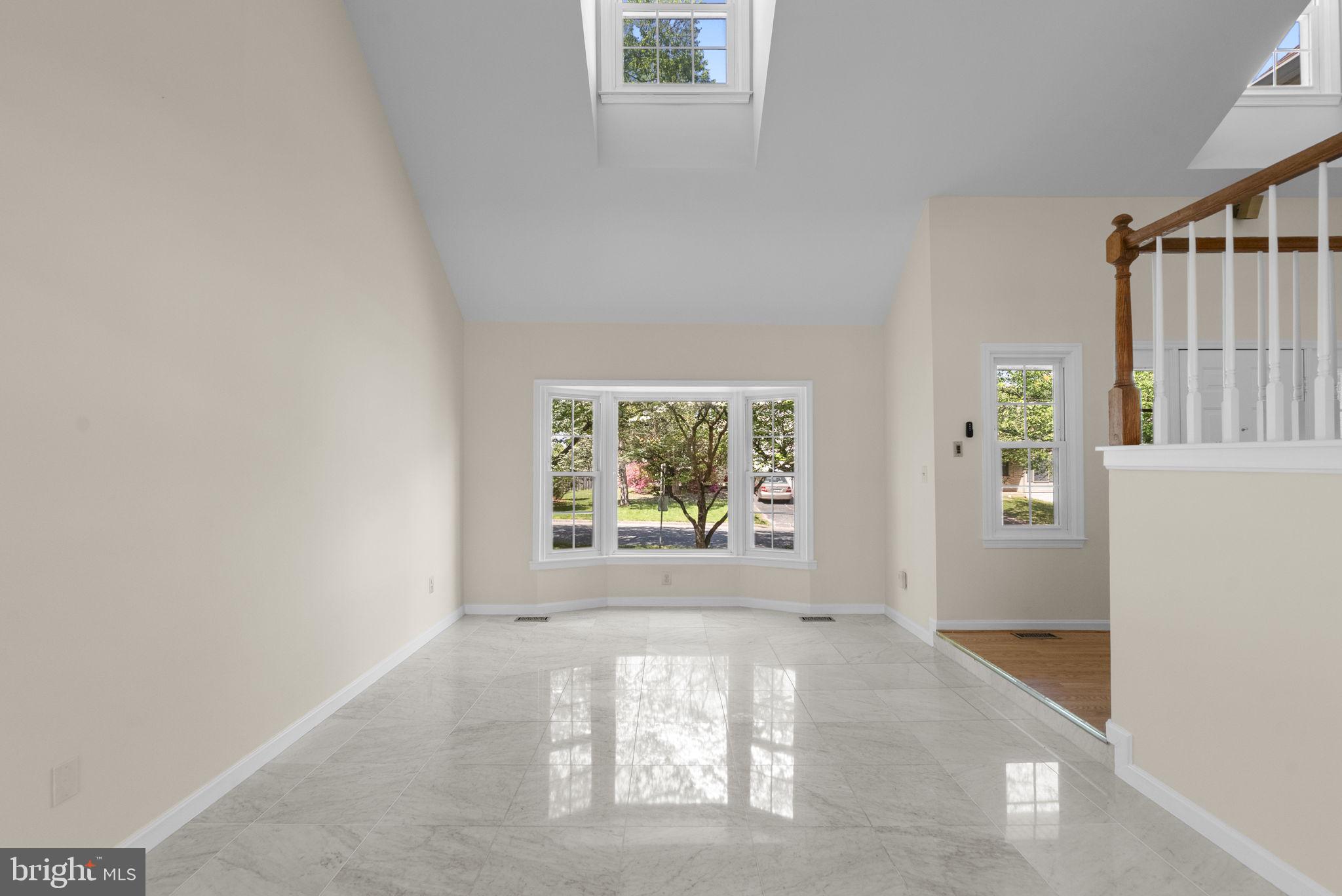 WASHINGTONIAN VILLAGE - Residential