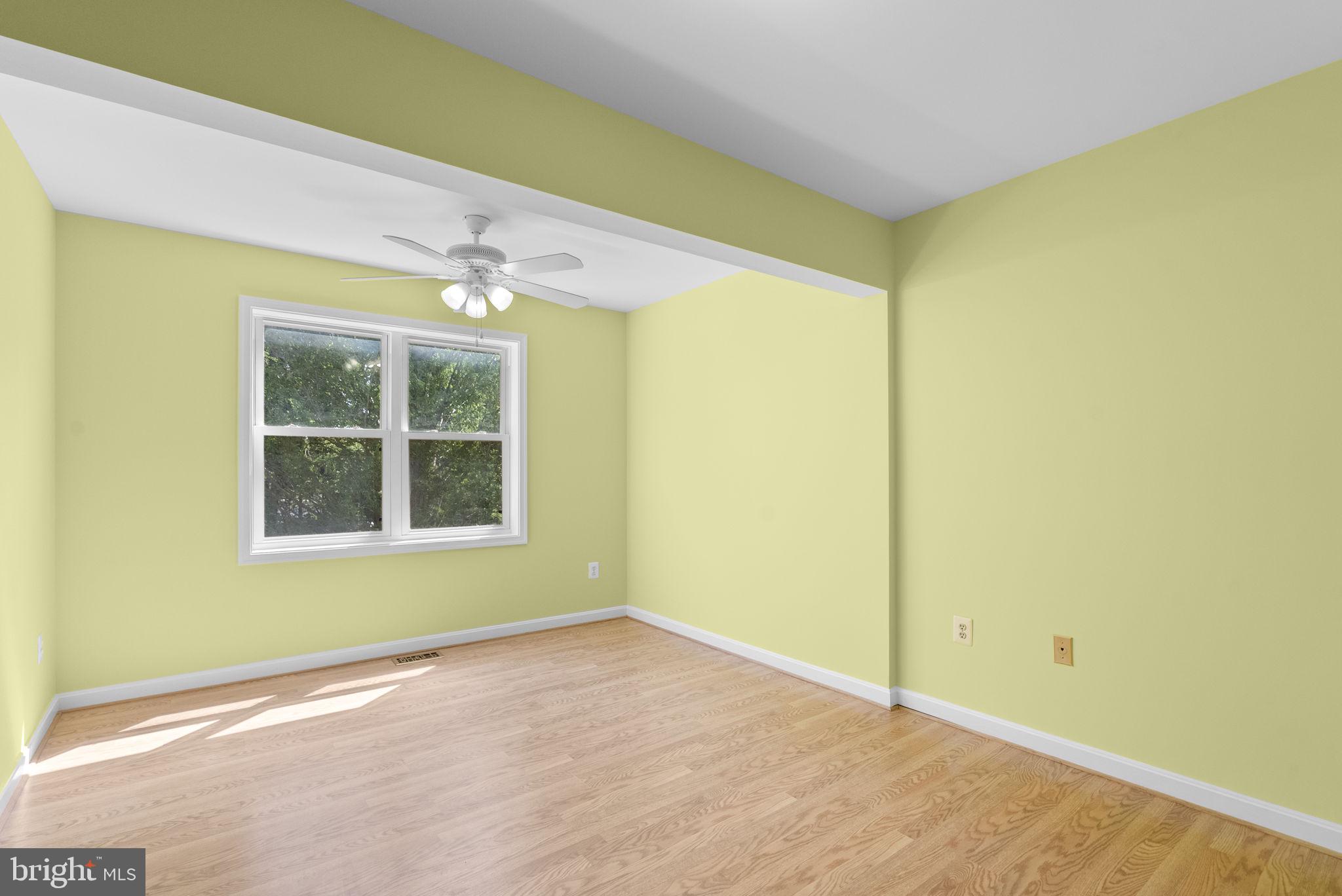 WASHINGTONIAN VILLAGE - Residential