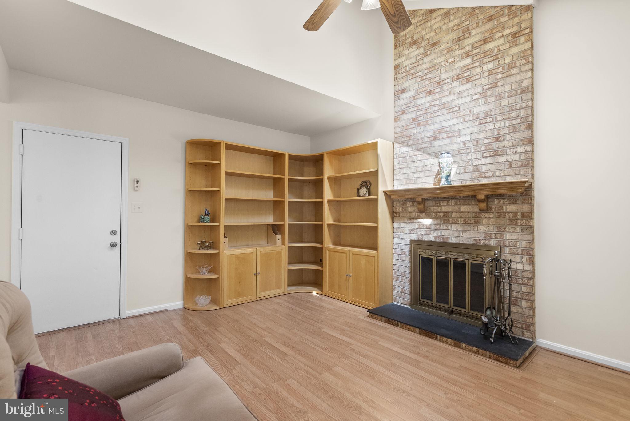 WASHINGTONIAN VILLAGE - Residential