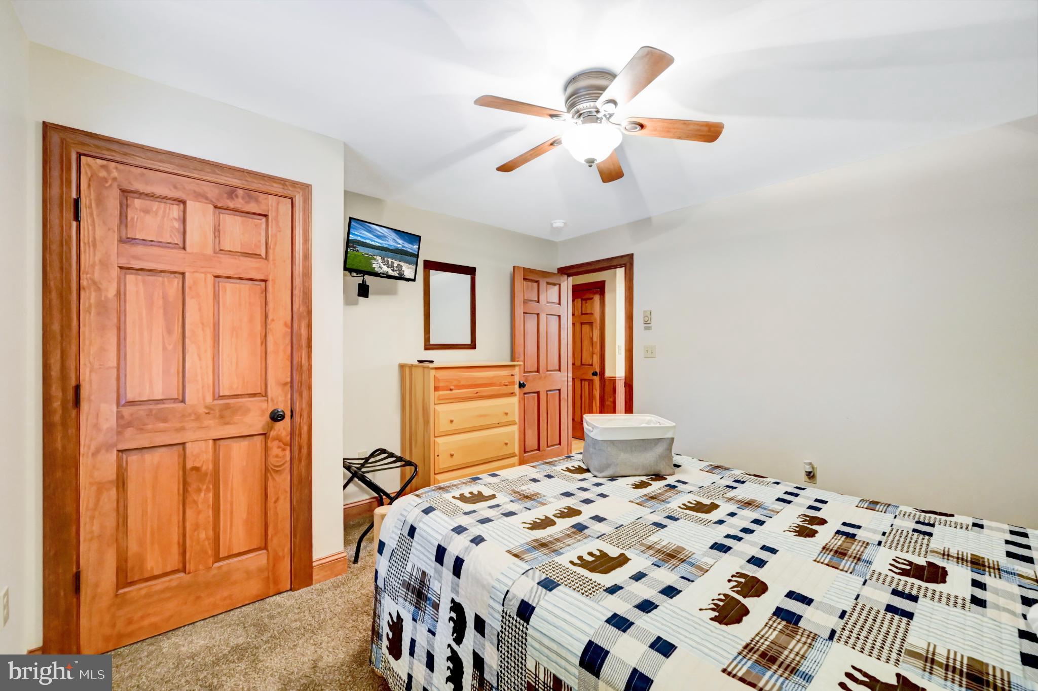 LAKE HARMONY ESTATES - Residential