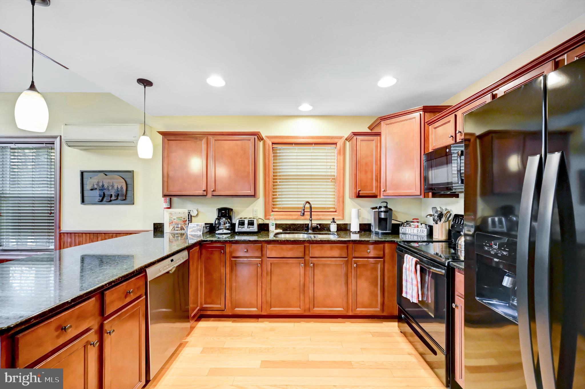 LAKE HARMONY ESTATES - Residential