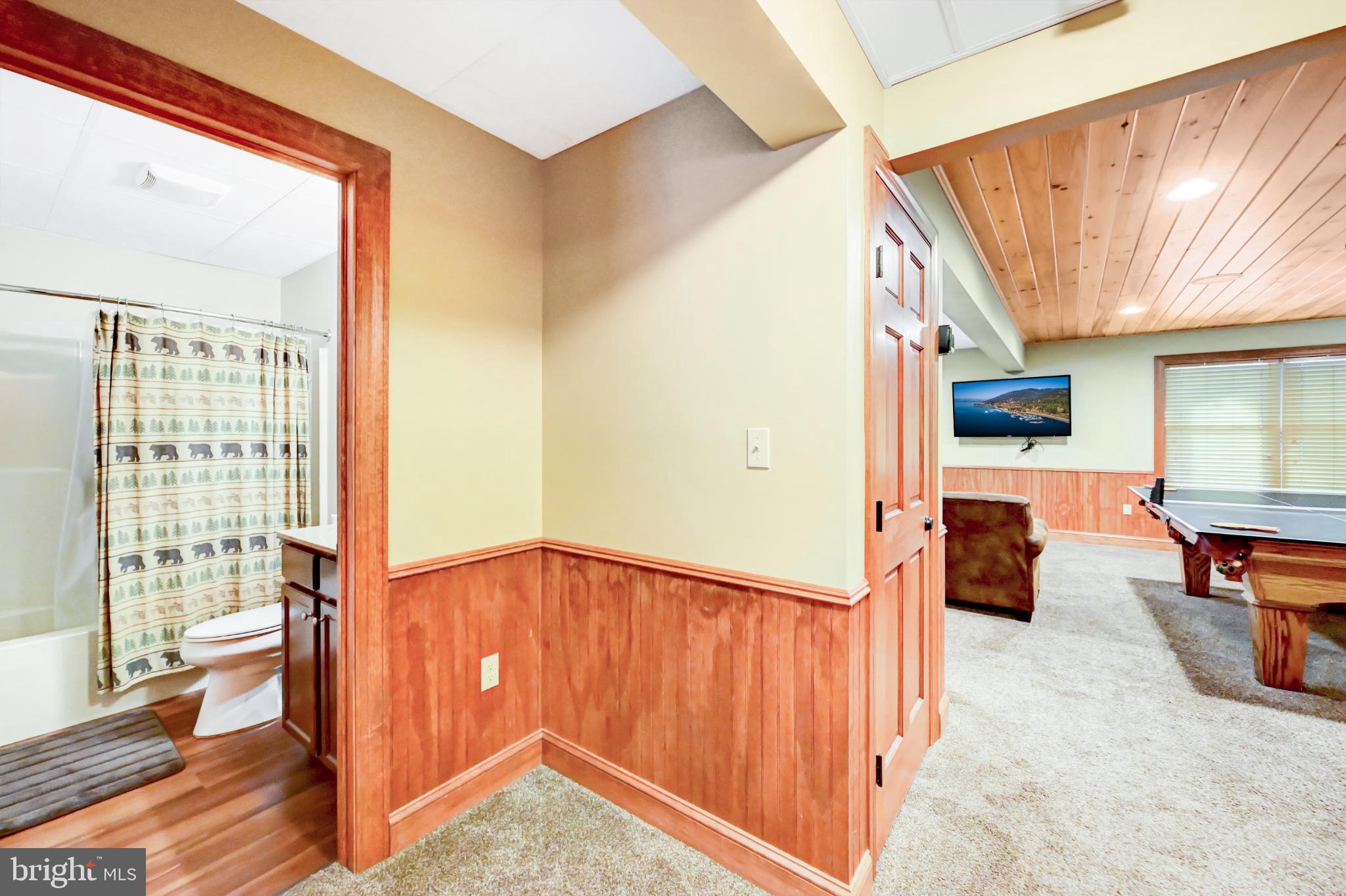 LAKE HARMONY ESTATES - Residential