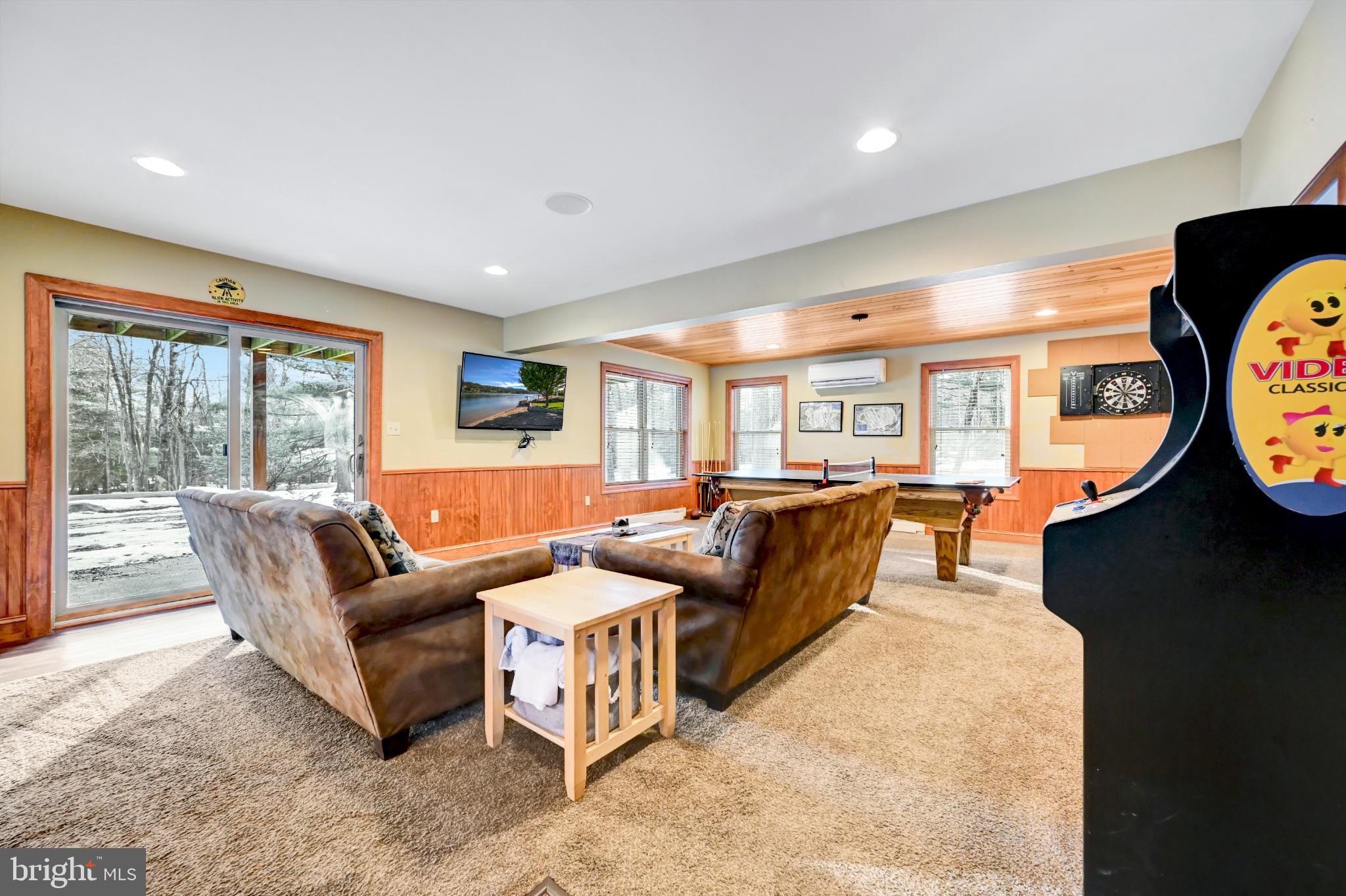 LAKE HARMONY ESTATES - Residential