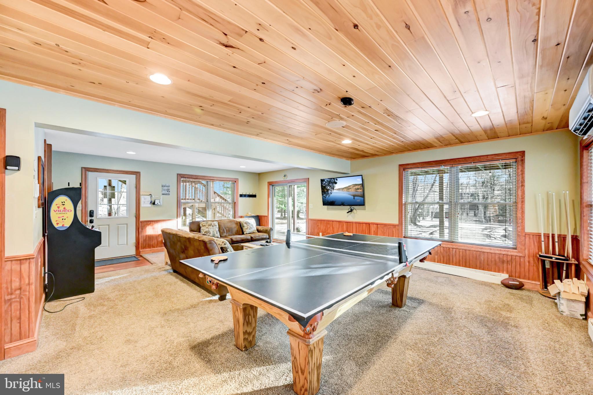 LAKE HARMONY ESTATES - Residential