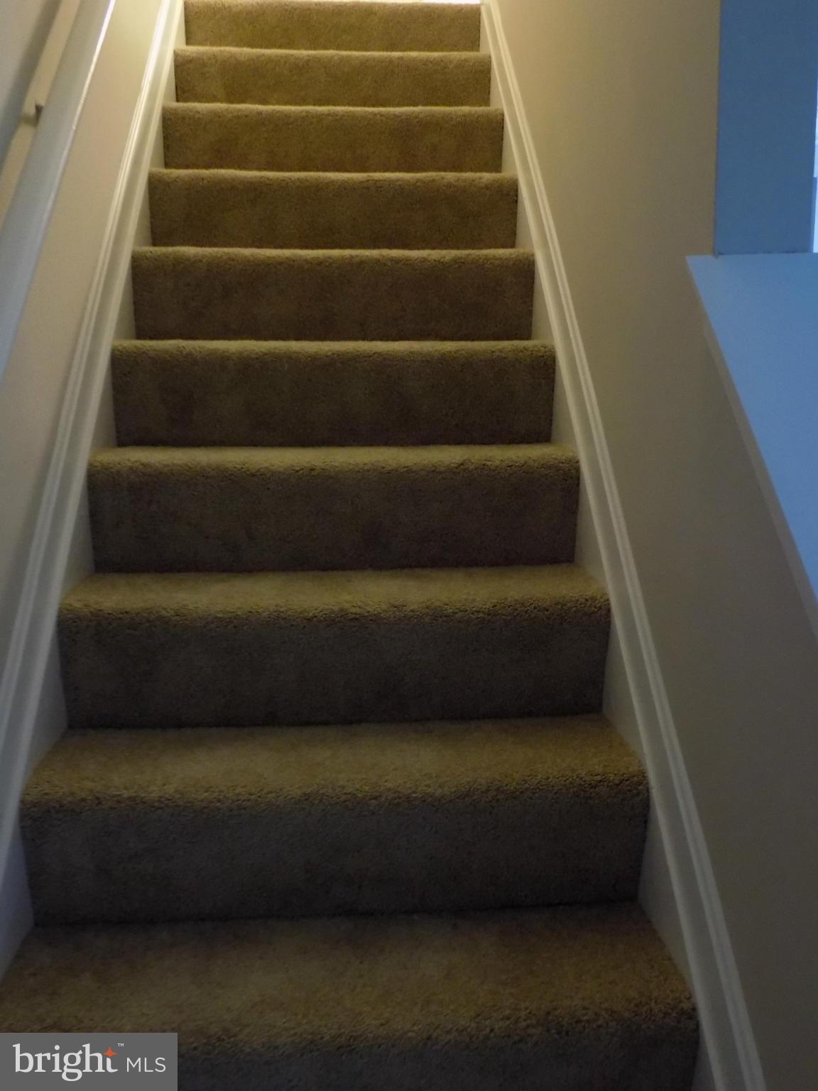 WHISPERING WOODS - Residential