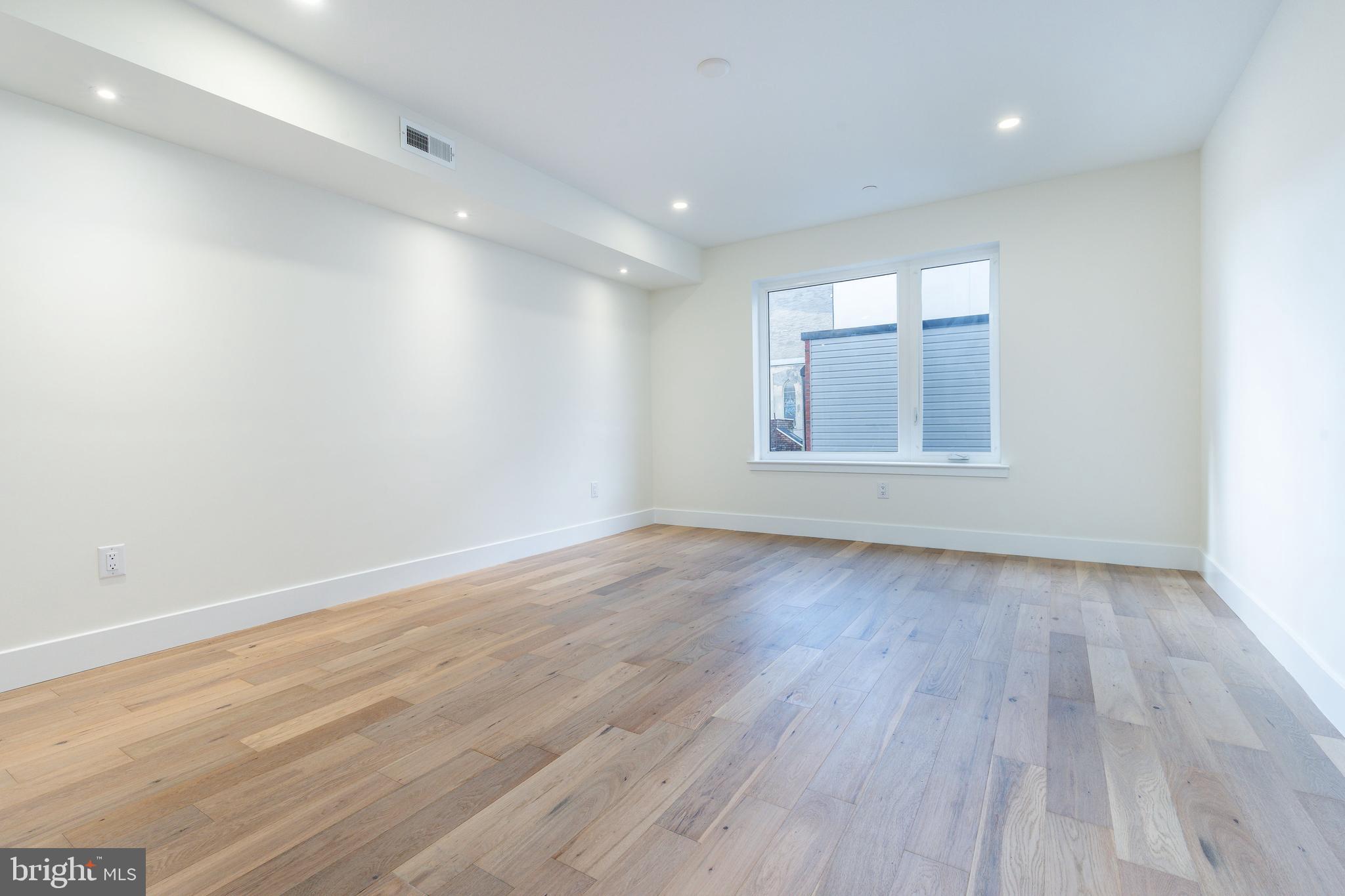 OLDE RICHMOND - Residential