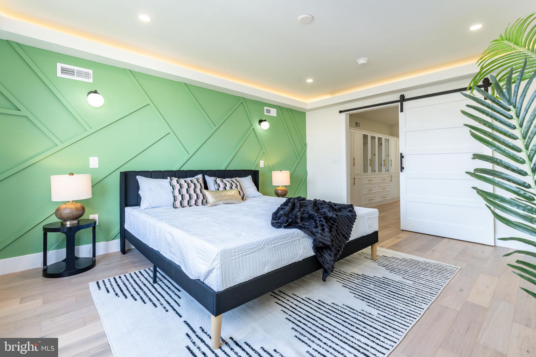 OLDE RICHMOND - Residential