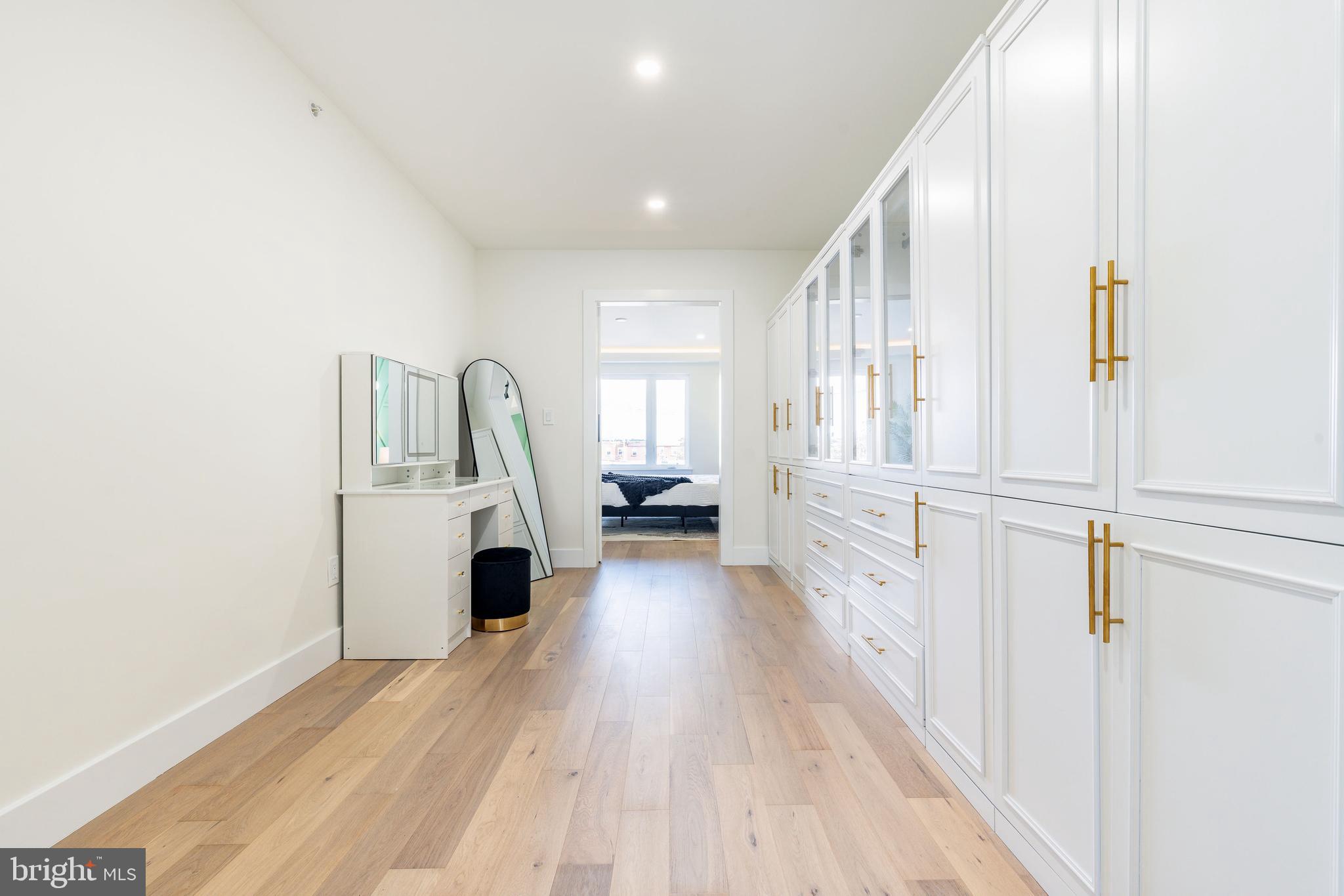 OLDE RICHMOND - Residential