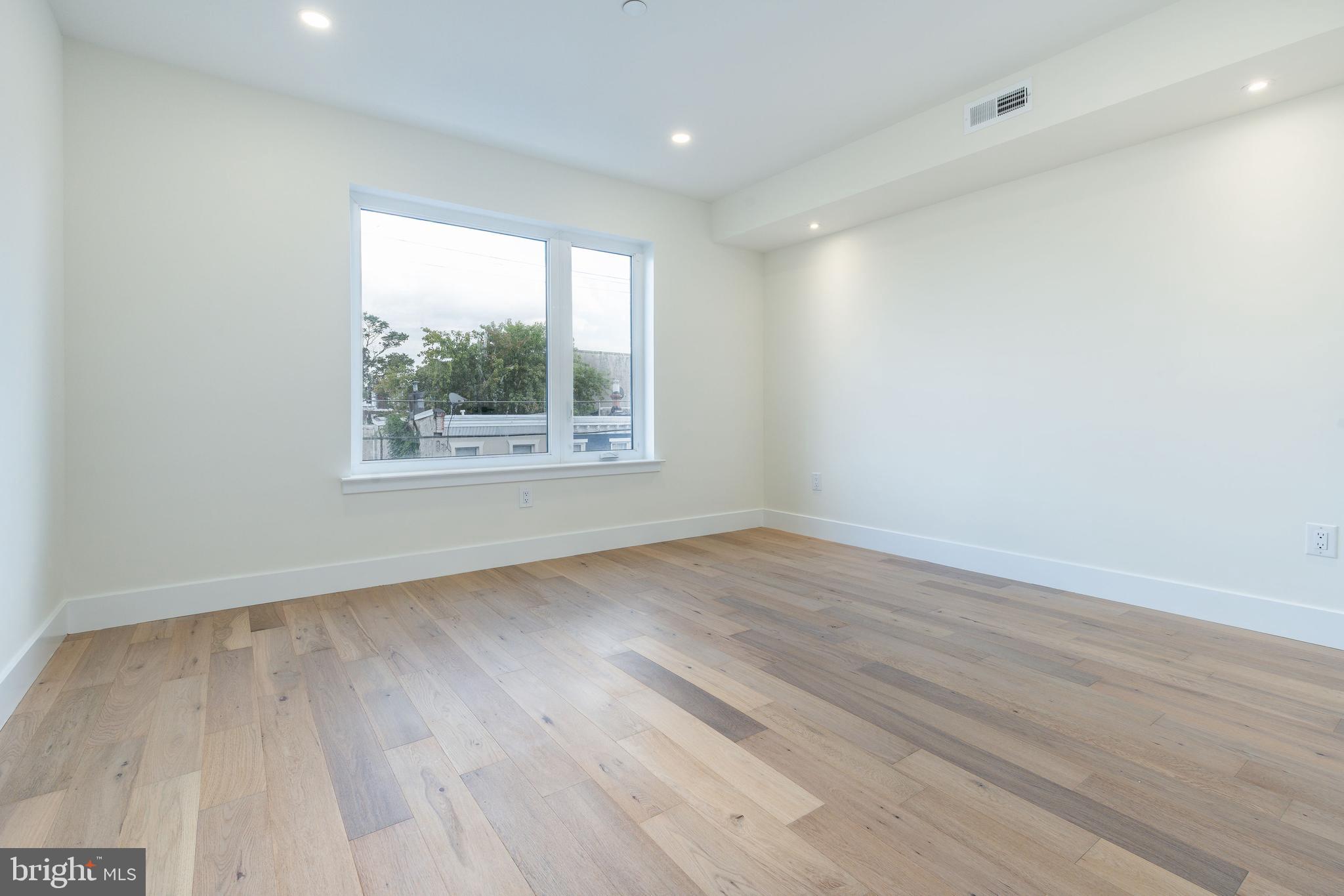 OLDE RICHMOND - Residential