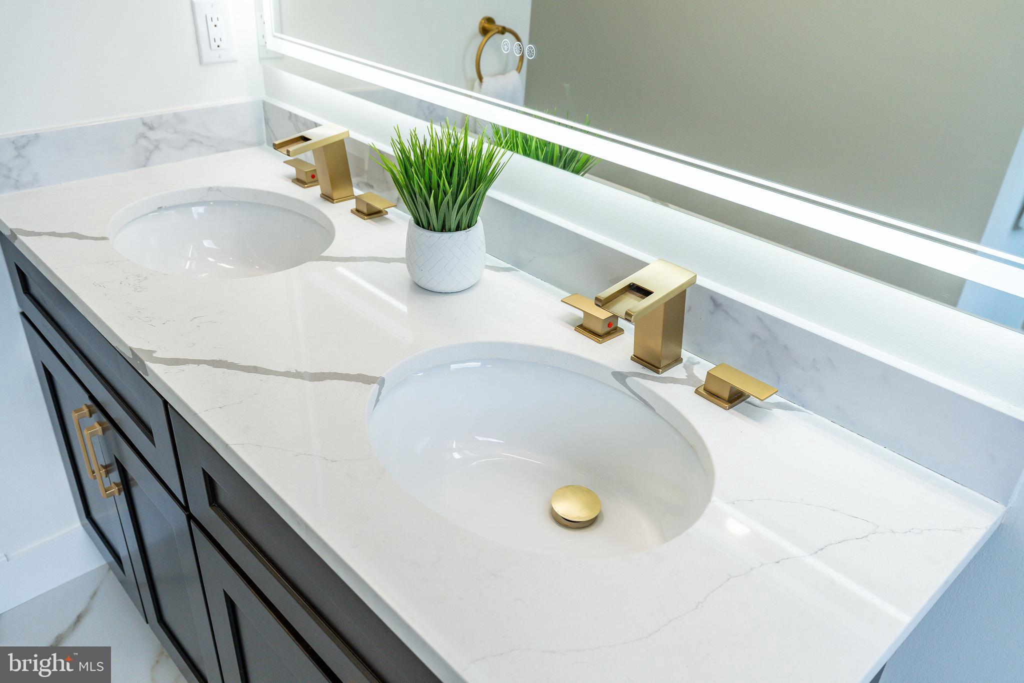 OLDE RICHMOND - Residential