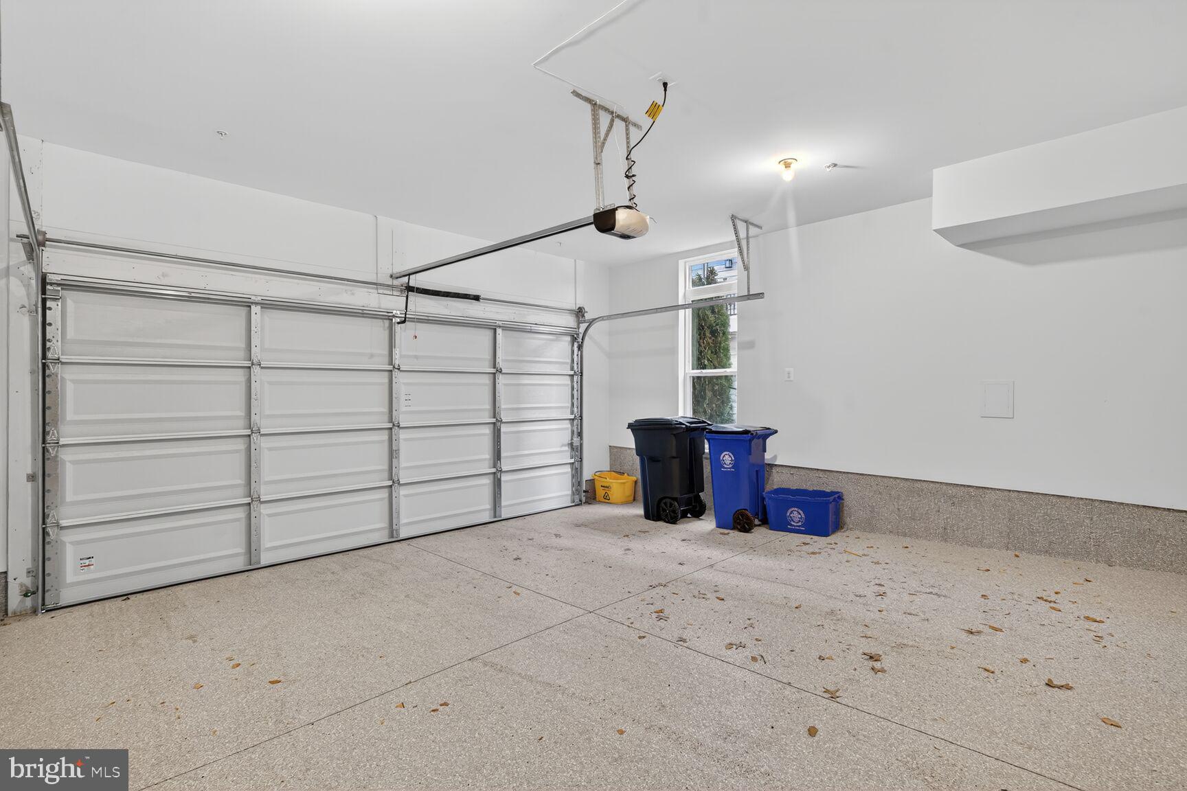 WESTBARD SQUARE - Residential