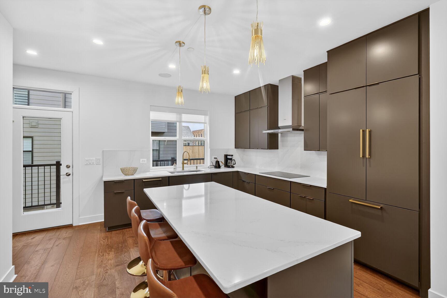 WESTBARD SQUARE - Residential