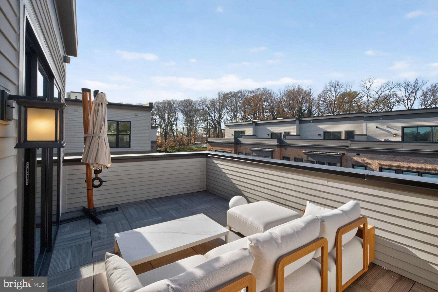 WESTBARD SQUARE - Residential